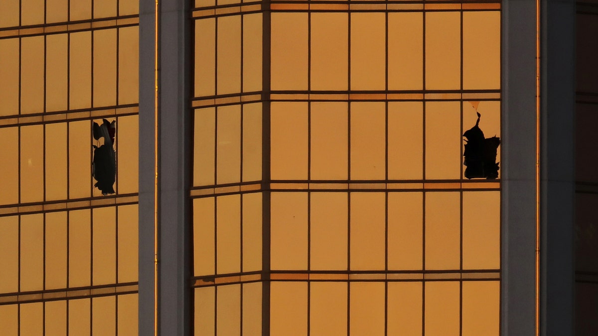 vegas hotel shooting window