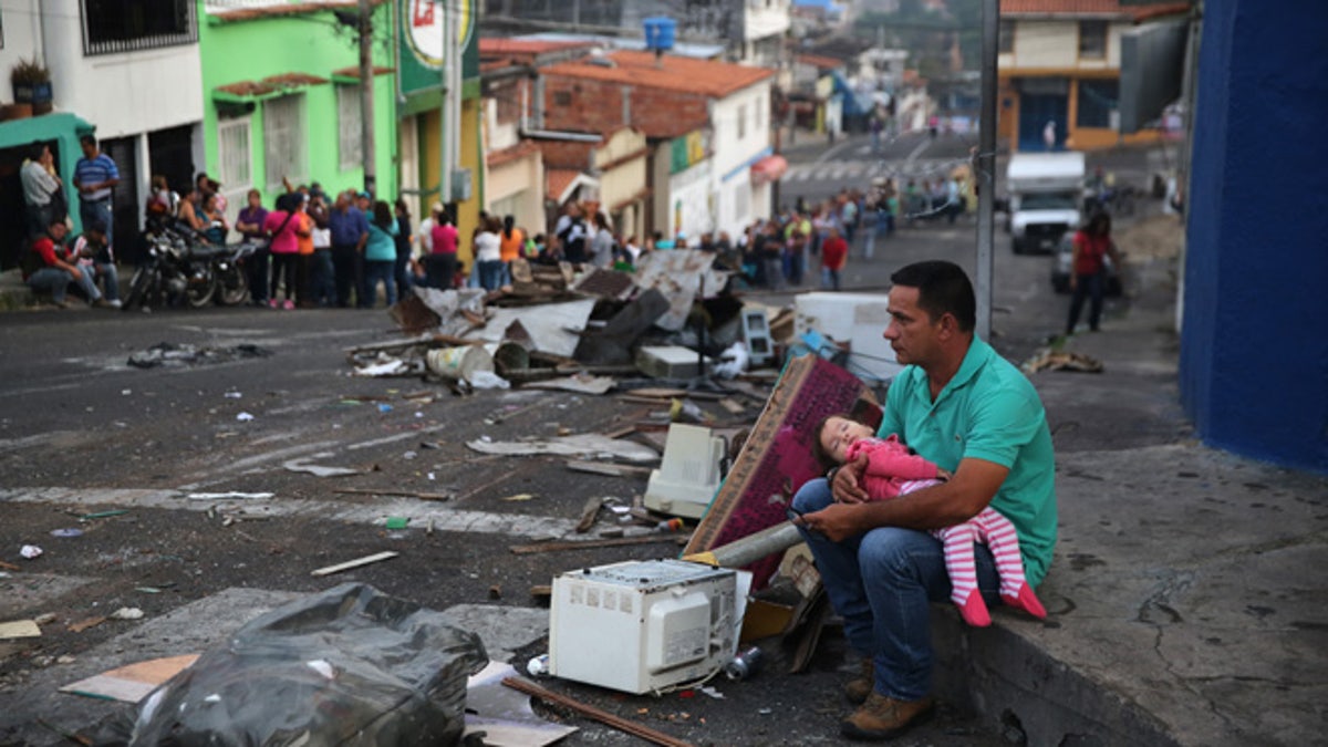 475829255JM127_VENEZUELA_TE