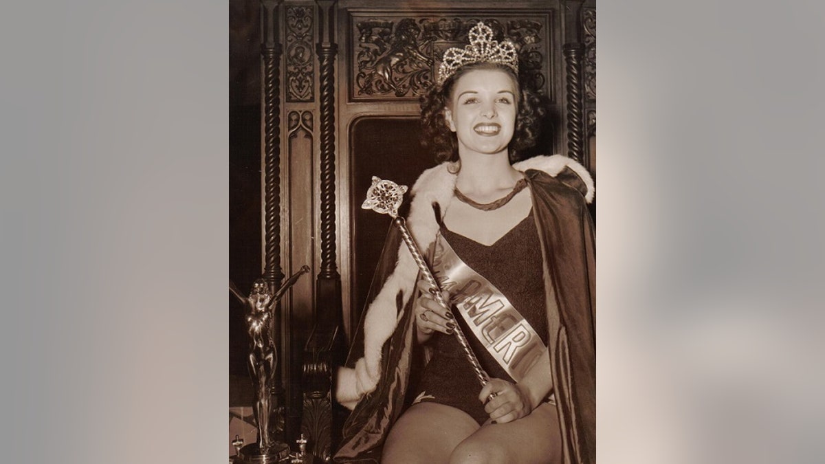 venus ramey miss america handout