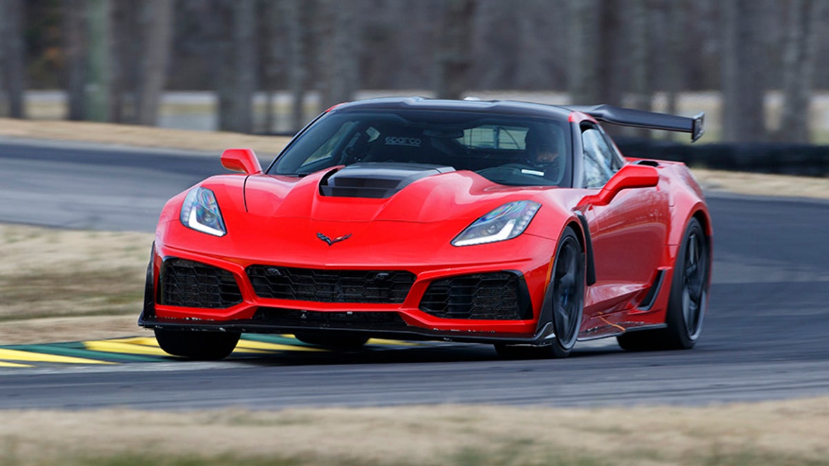 2019 Chevrolet Corvette ZR1 â VIR lap record holder on Grand Course West. (Richard Prince/Chevrolet photo).