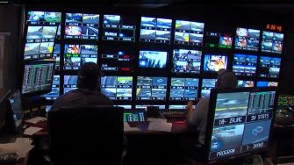 Video Go behind-the-scenes with the NASCAR on FOX television crew Fox News