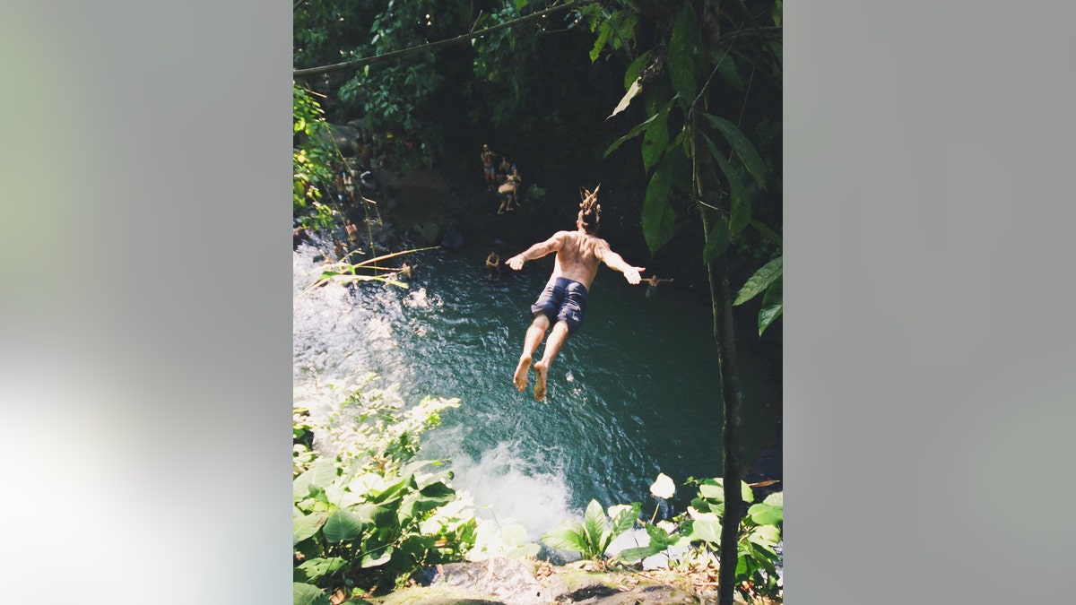waterfall swns paddle 9