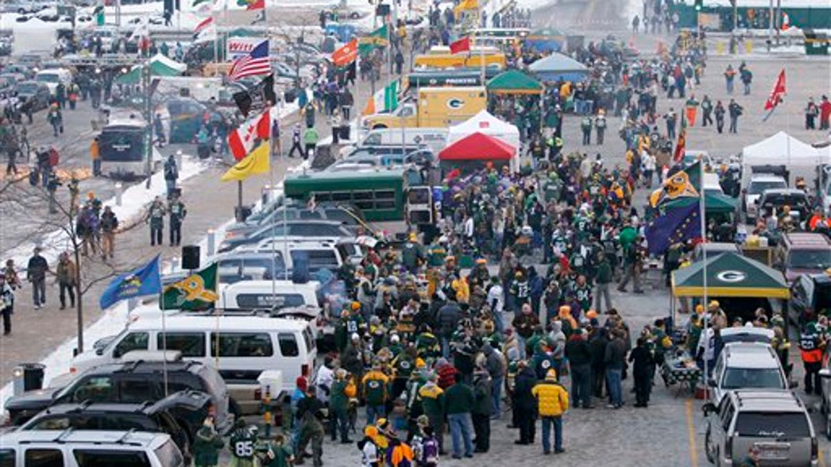 Calling all Tailgaters!!! The Bart Starr Plaza Tailgate Party is on!