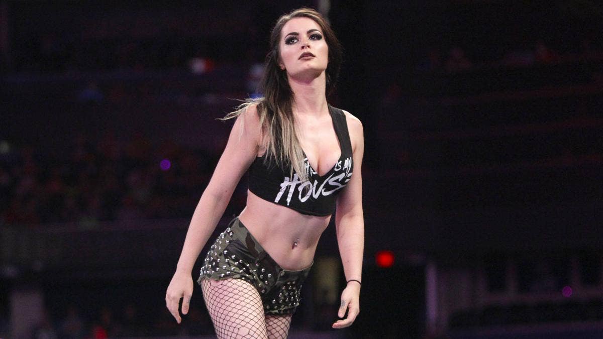 c4b26e8c-WWE PAIGE COURTESY