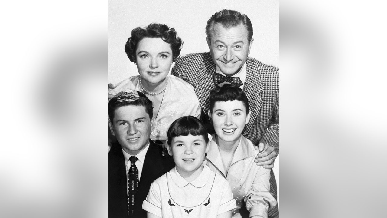 'Father Knows Best' star Elinor Donahue explains why beloved series ended:  'I was sad and disappointed' | Fox News, image size:1280x720