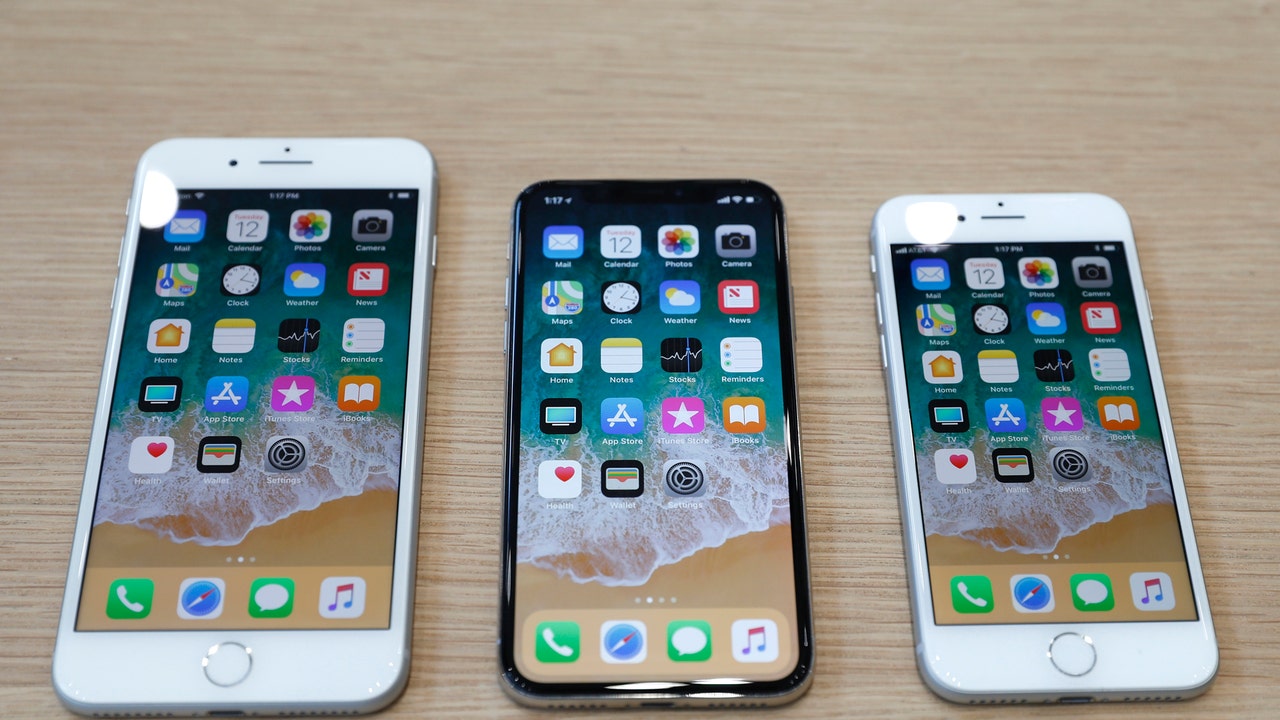 Apple iPhone 7 とiPhone 8 android 4台まとめ売り iPhone 7 outsells iPhone 8, 8 Plus in Q3, report says | Fox News