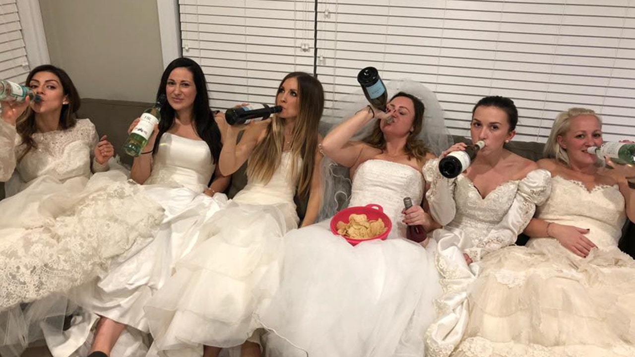 divorce party dress Divorce party outfits and photoshoot ideas:18 REAL looks!