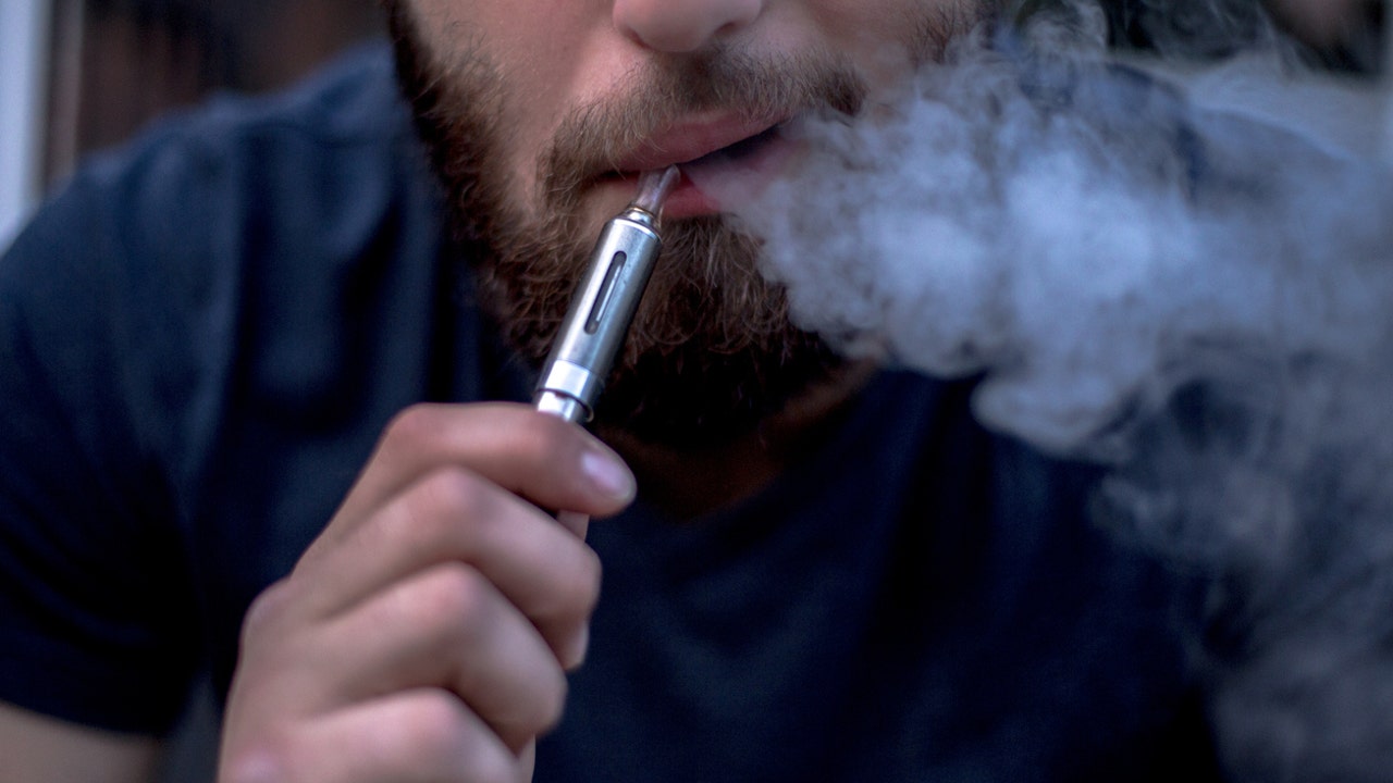 Dr. Marc Siegel: More dangers of e-cigarettes are coming to light