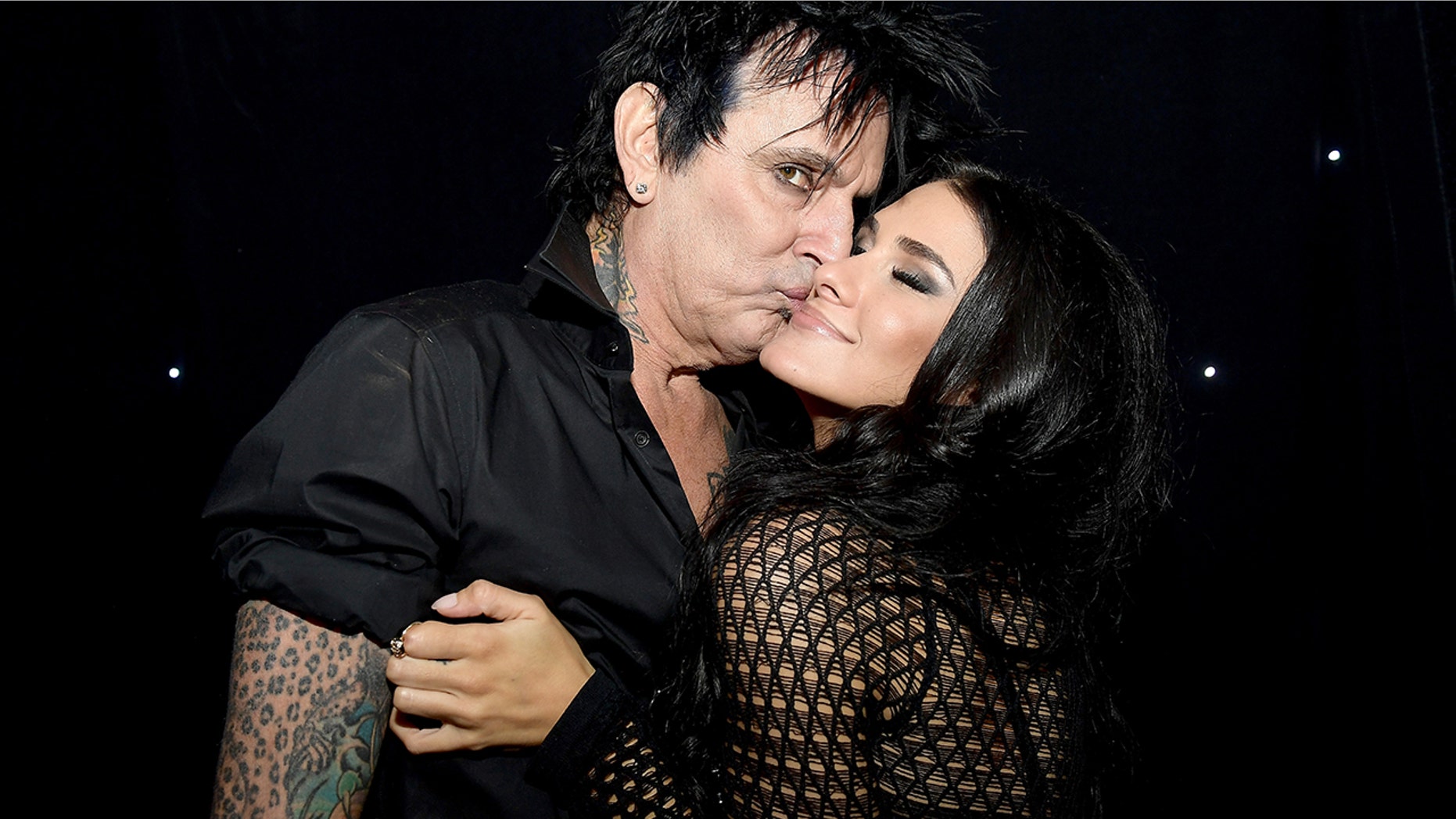 16d018b8-et-handout-tommy-lee-brittany-fursel-getty.jpg?ve=1&tl=1