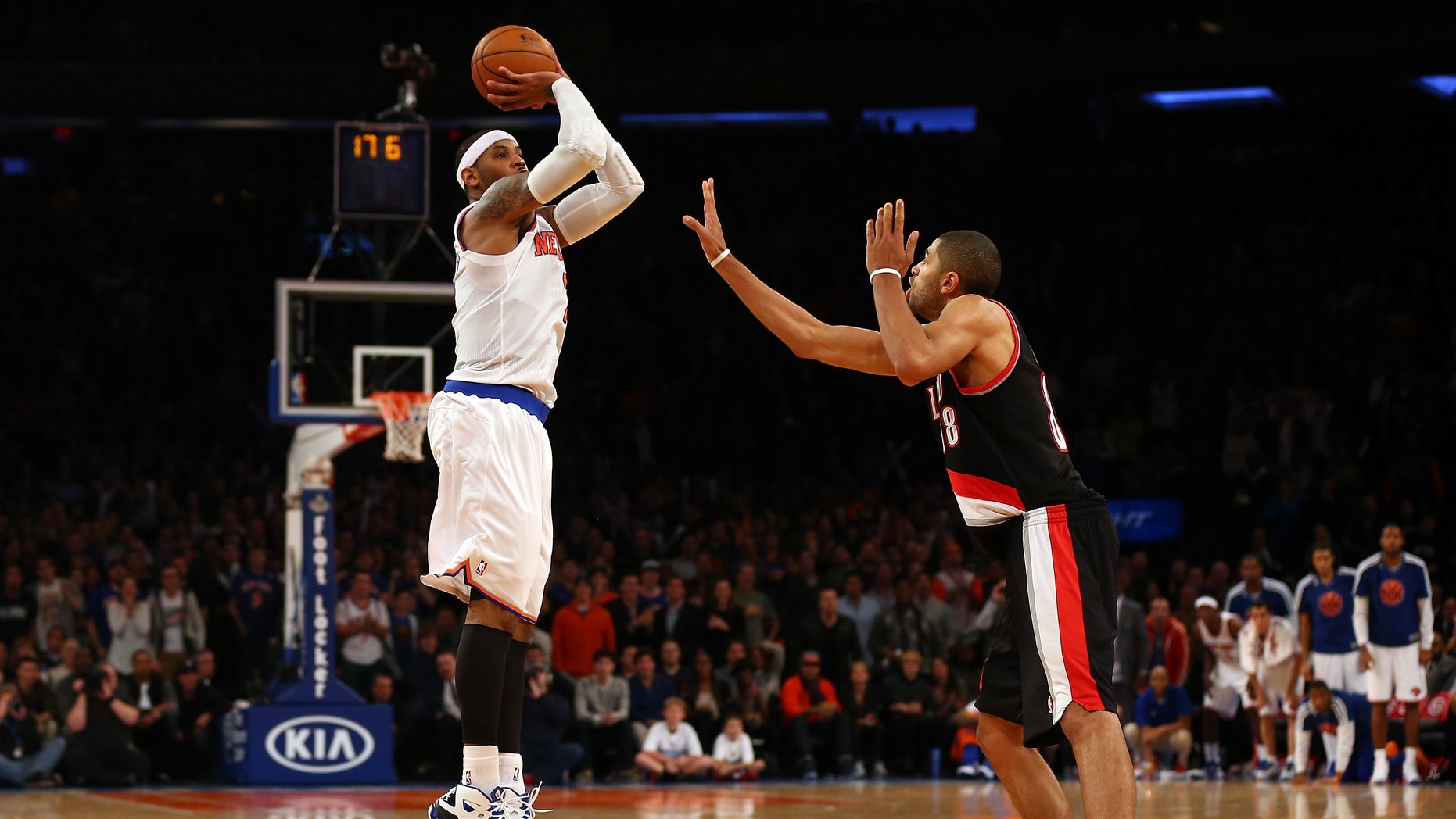 New York Knicks Carmelo Anthony Outshines Amare Stoudemire's Debut ...