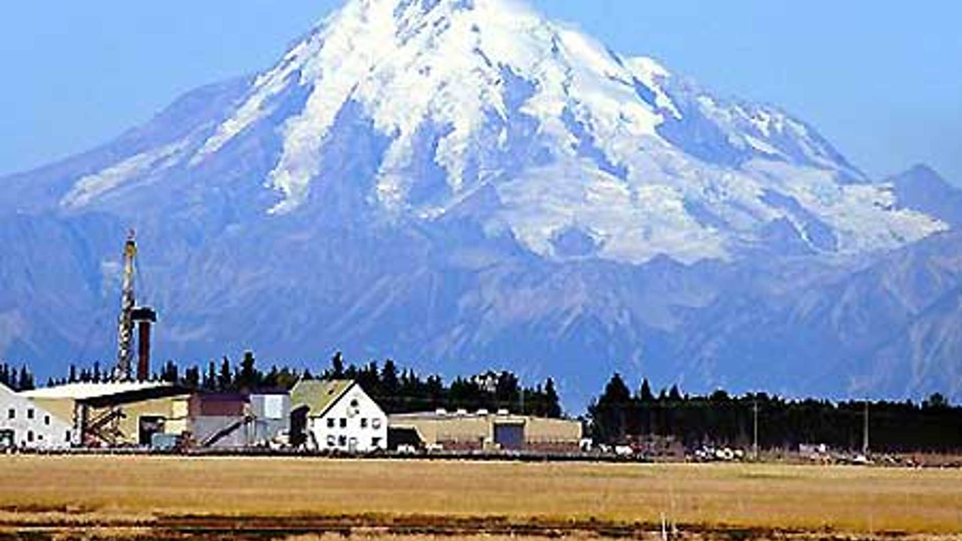 Rumbling Mount Redoubt