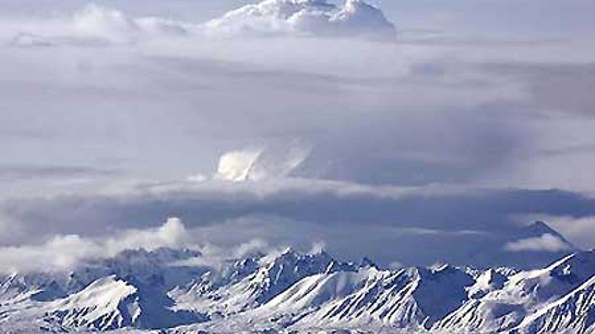 Rumbling Mount Redoubt