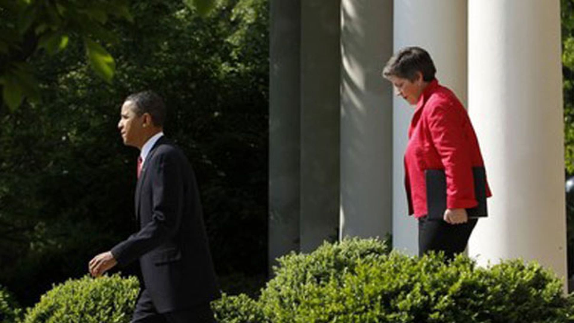 Obama Prepares for Ceremony