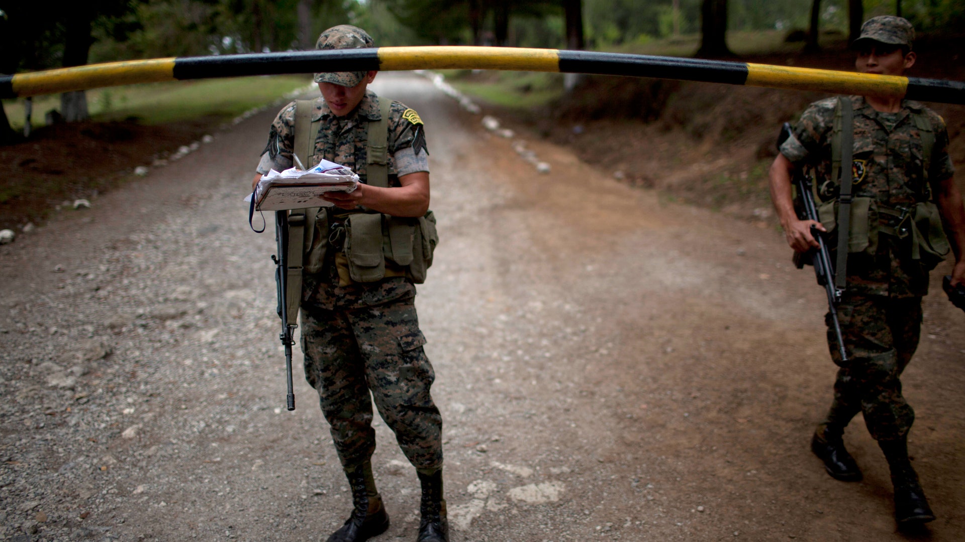 Guatemala_Ixil_Mayans_Grat_22_