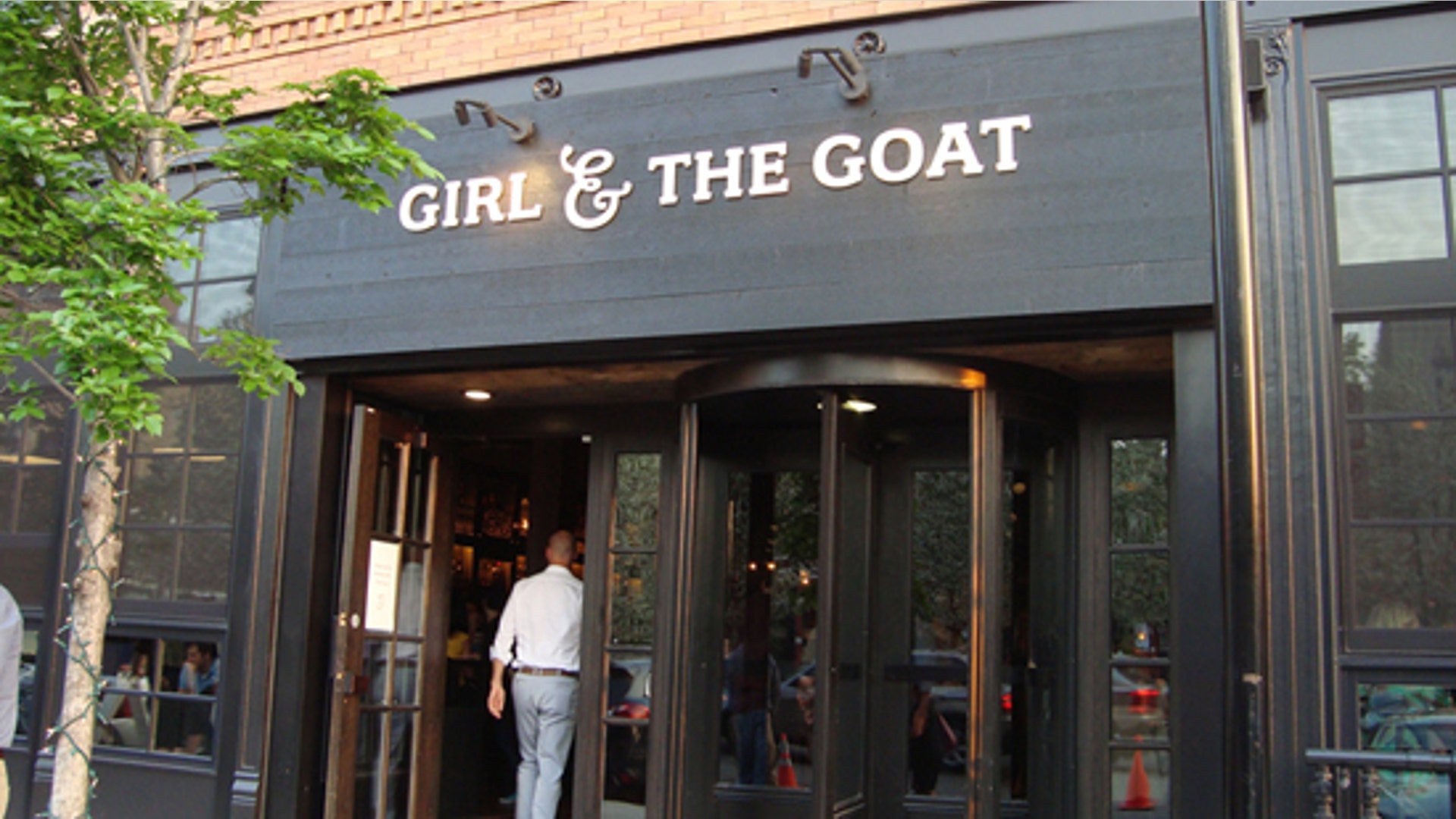 04_GirlandThe_Goat_Chicago
