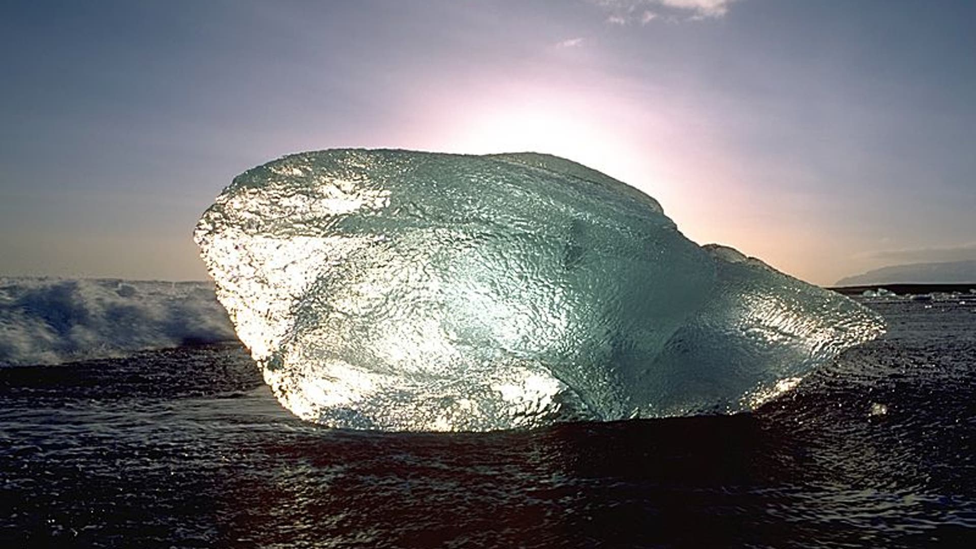 05_huge_ball_of_ice