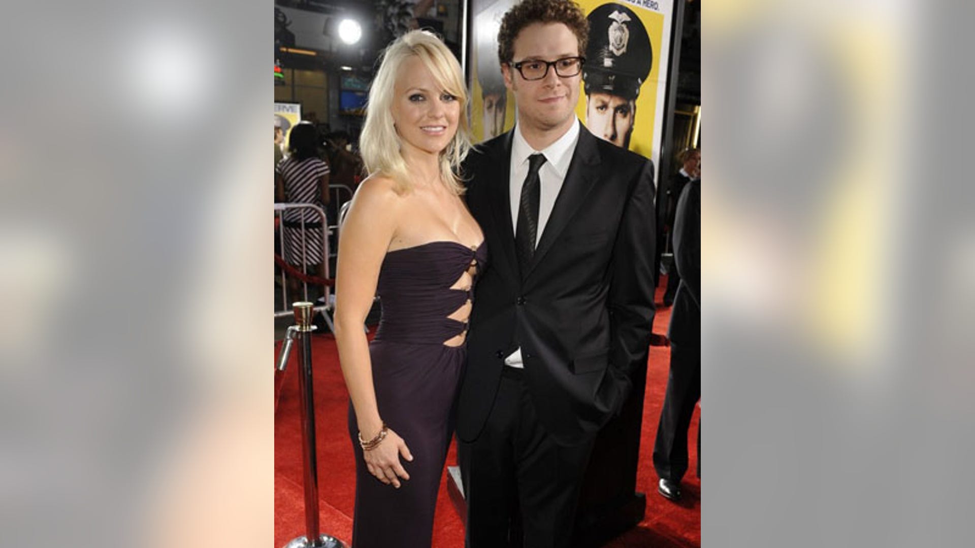 Anna Faris and Seth Rogen