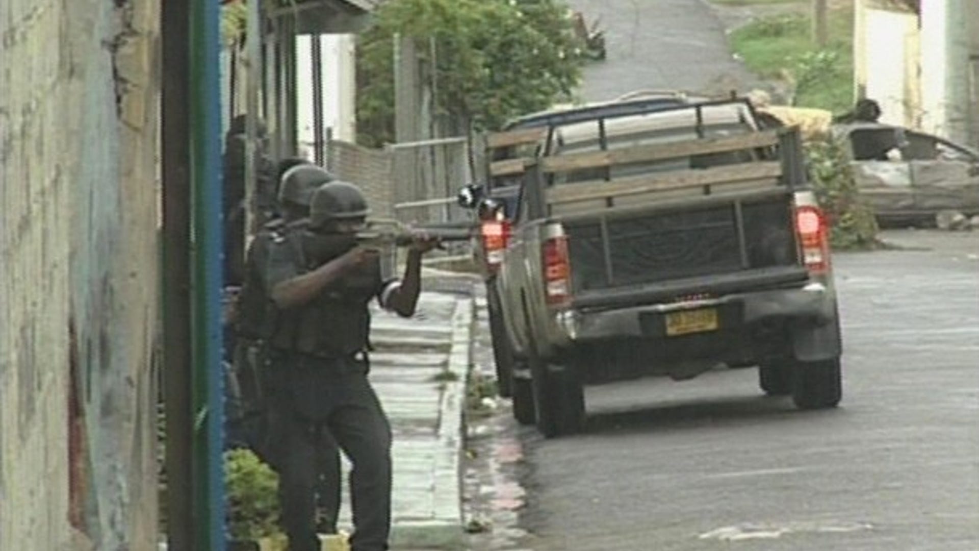 Violence Erupts in Jamaica 
