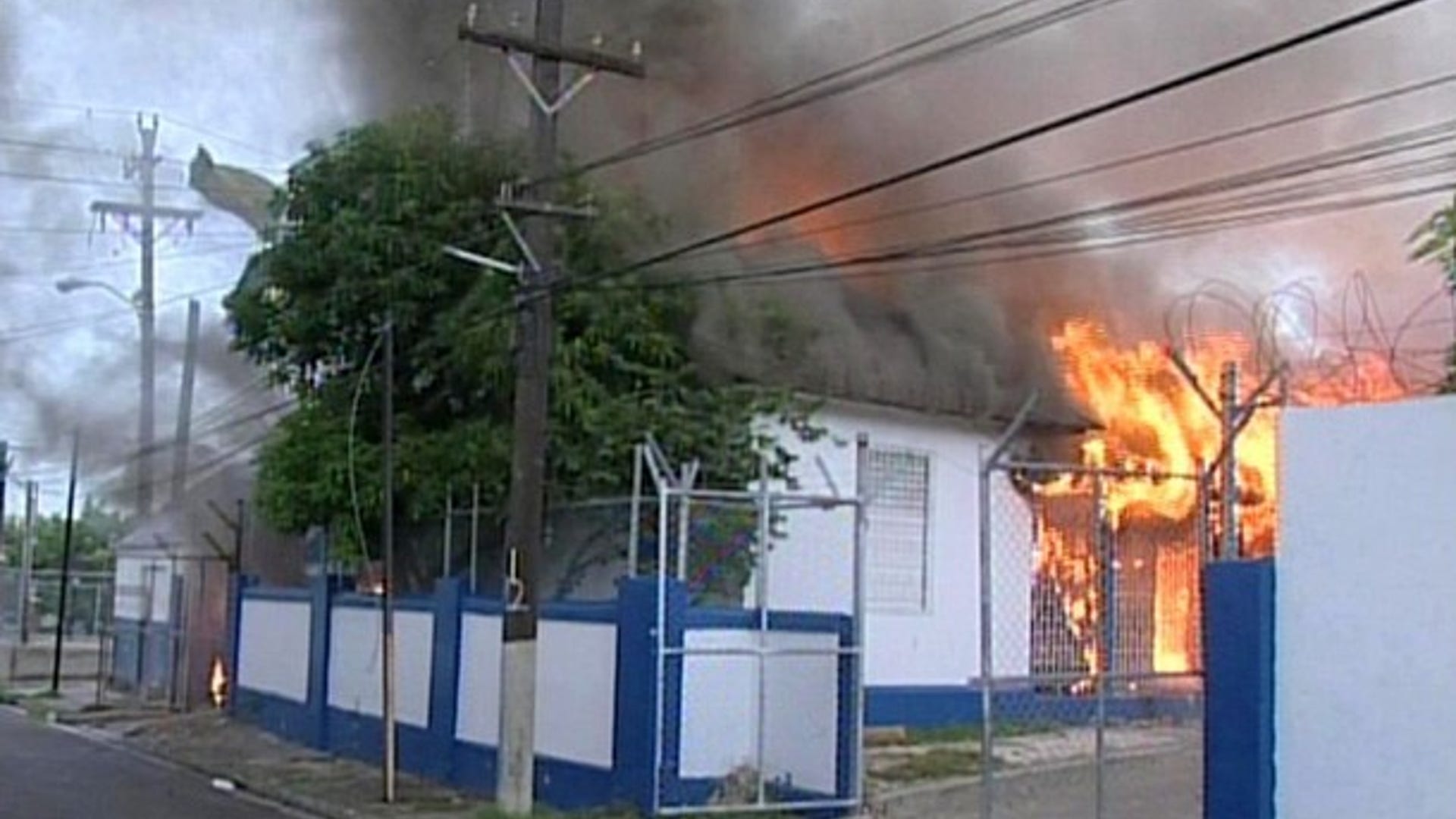 Violence Erupts in Jamaica 