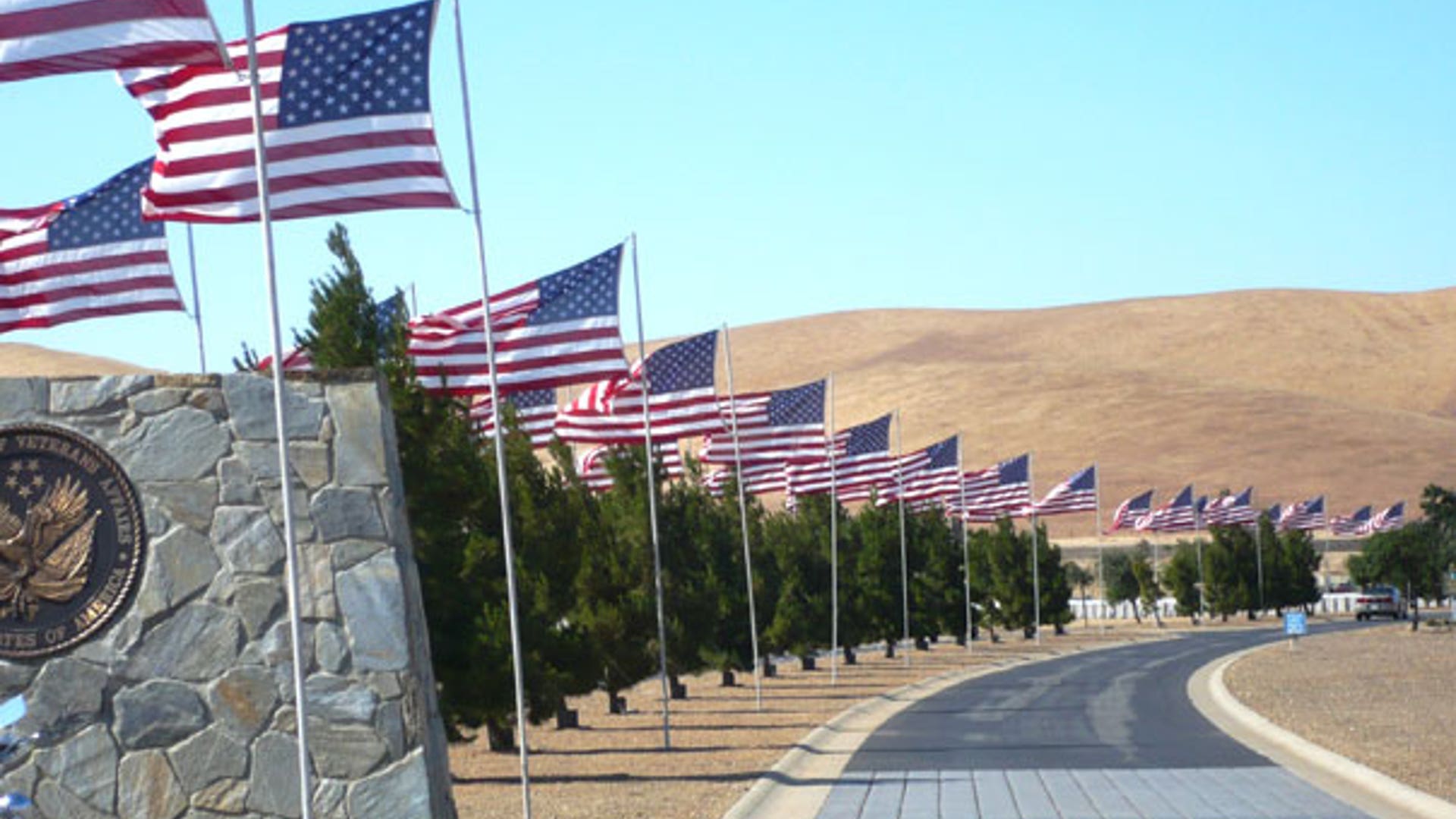 San Joaquin National Cemetery