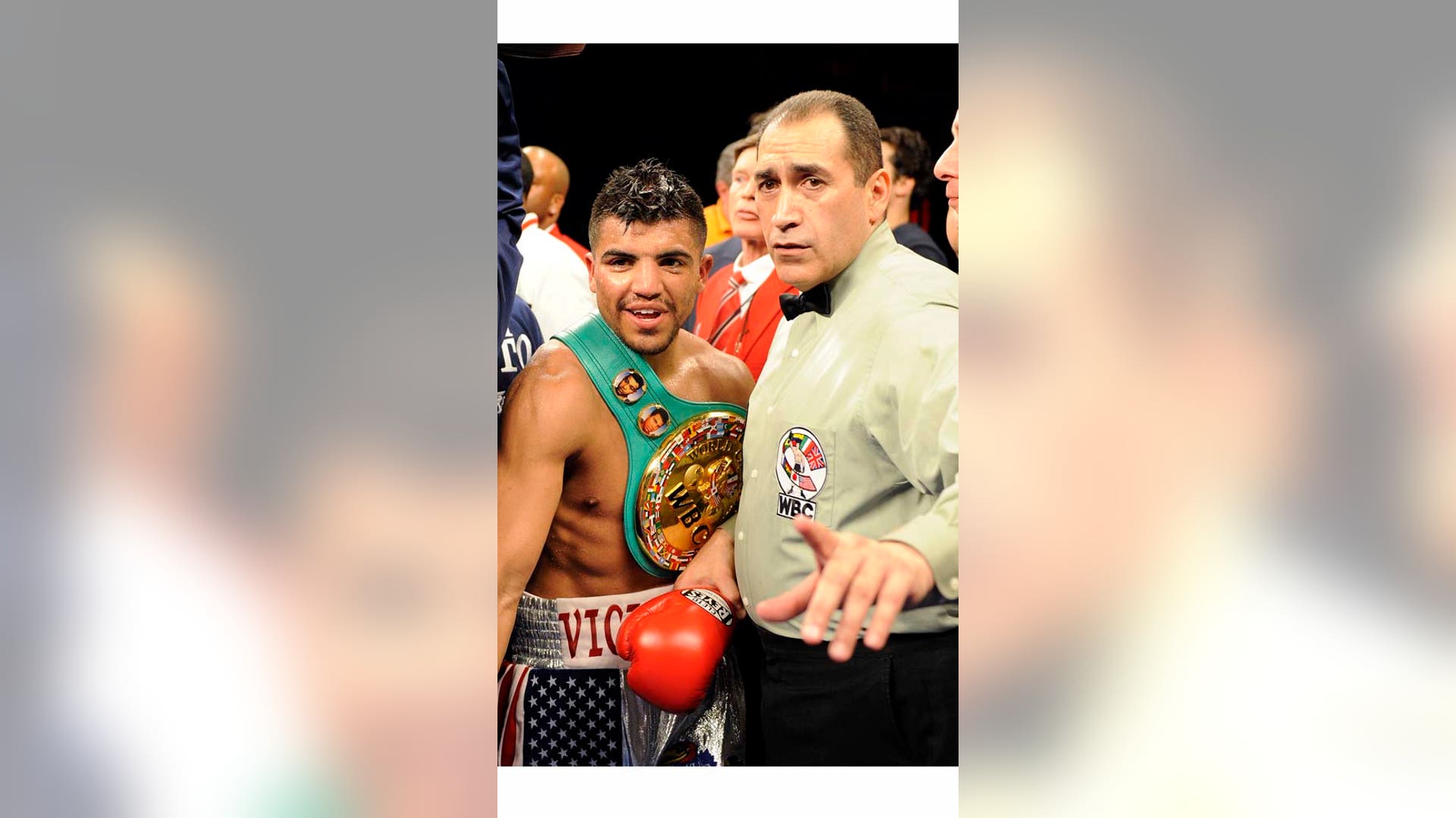 Victor Ortiz Andre Berto 9