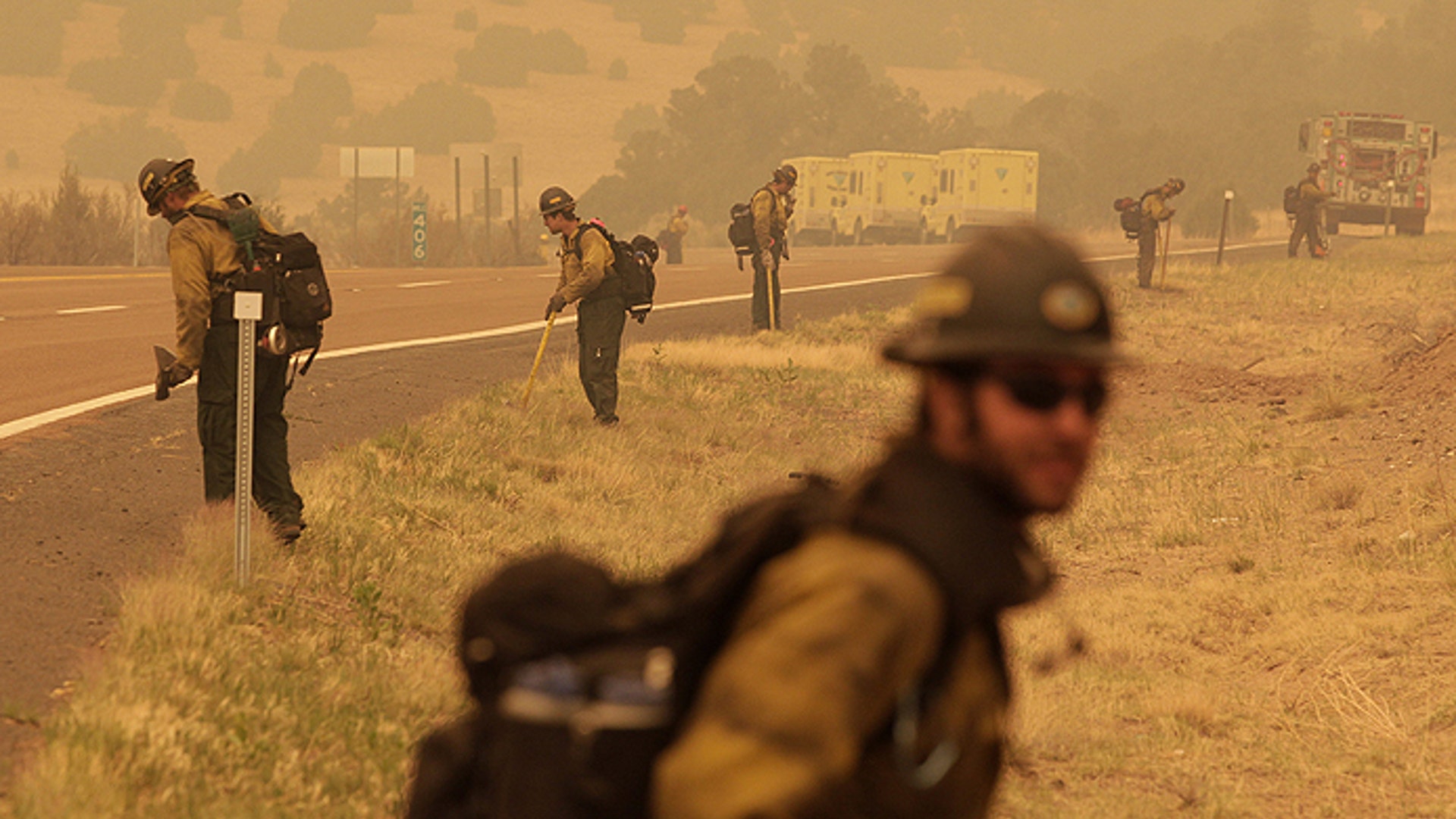 az_firefighters_road_AP