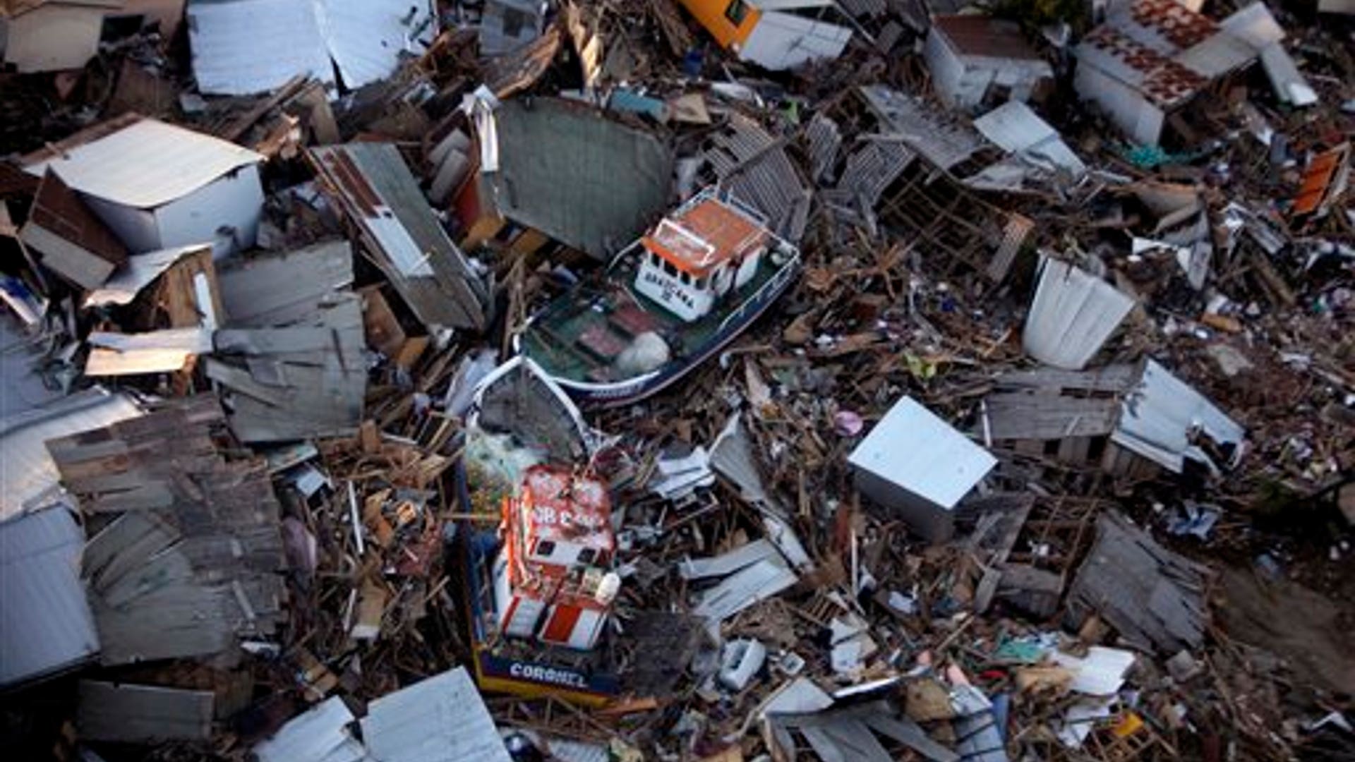 27 февраля 2010 землетрясение в чили. Великое чилийское землетрясение 1960 цунами. 27 февраля 2010 землетрясение в чили. Землетрясение в чили. Цунами в чилийском городе икеке в 2014 году.