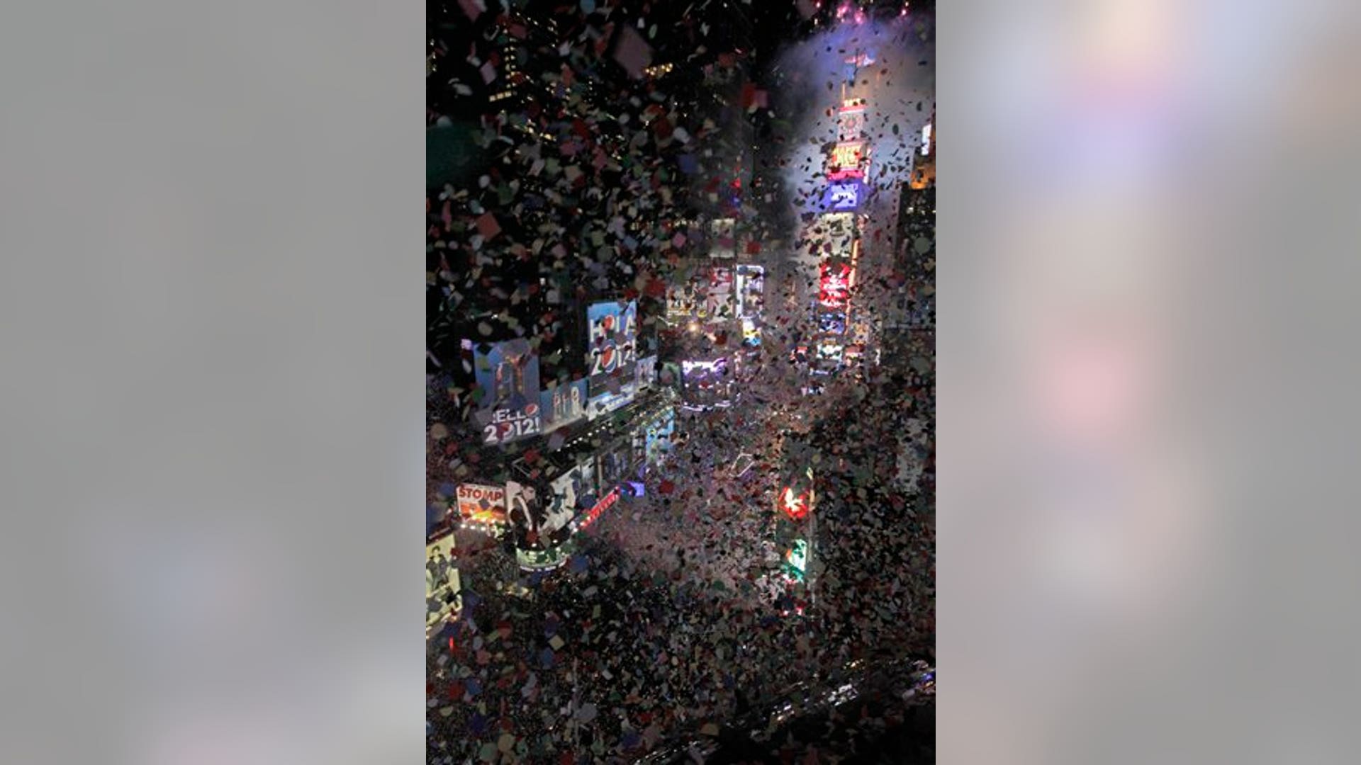 Times_Square_New_Year__1_