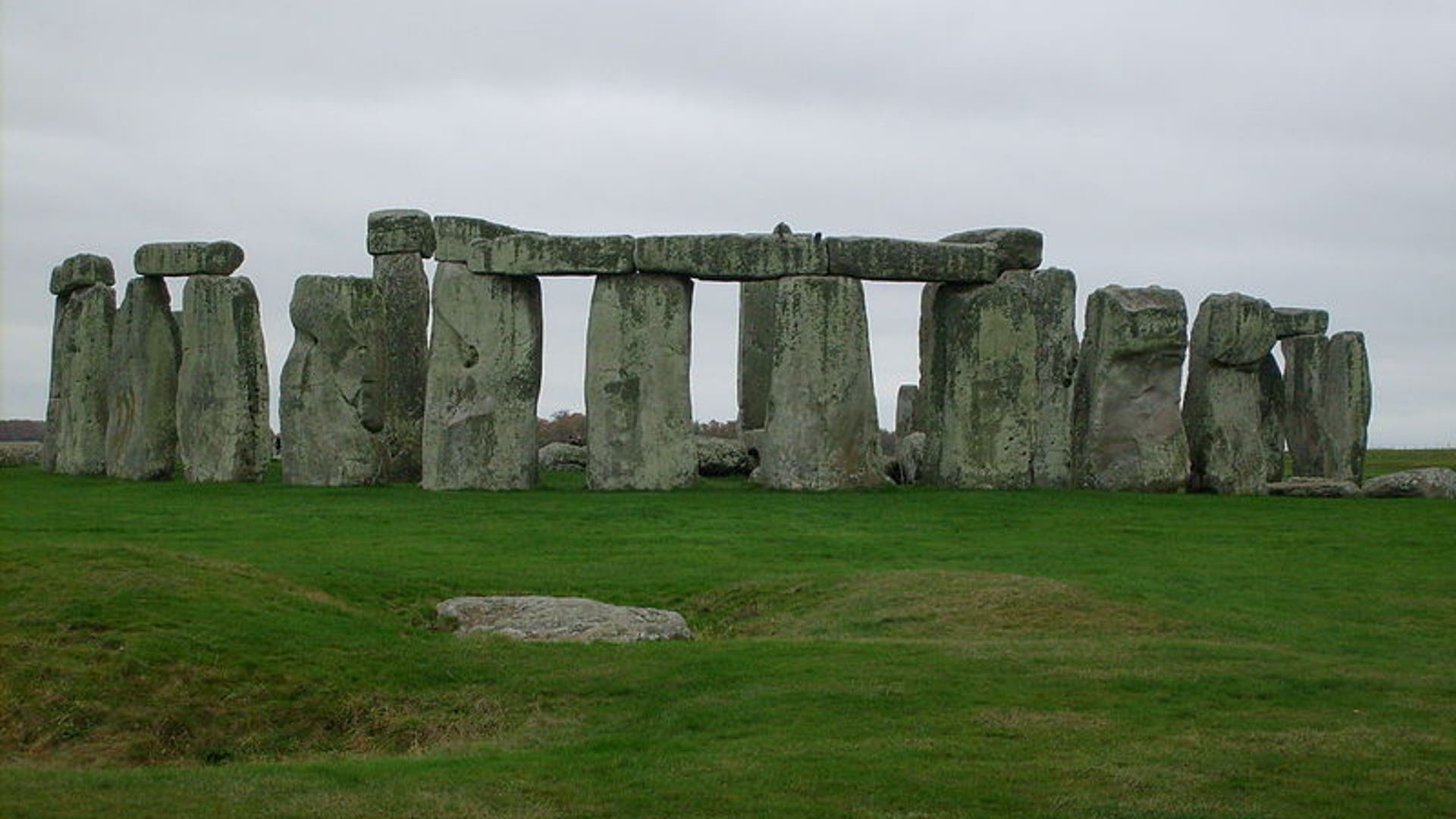 08_stonehenge