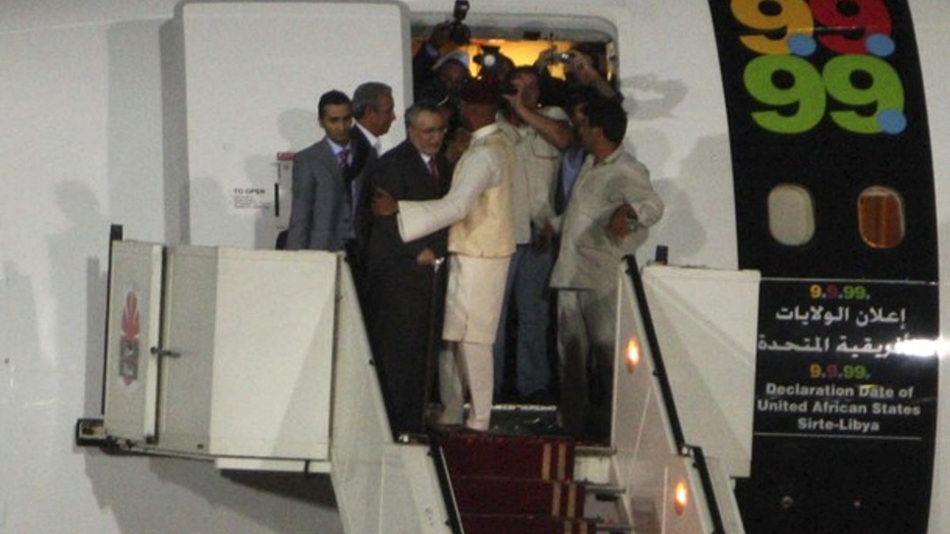 Al-Megrahi Embraced in Libya