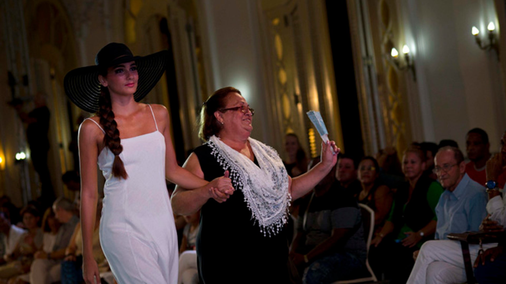 Cuba_Fashion_Garc_3_