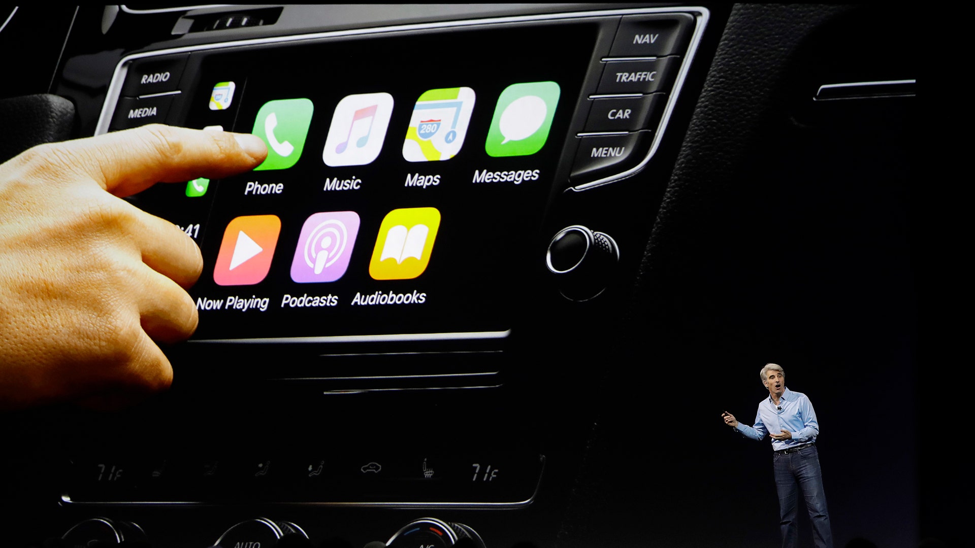 Craig Federighi speaks about new Apple products for the car