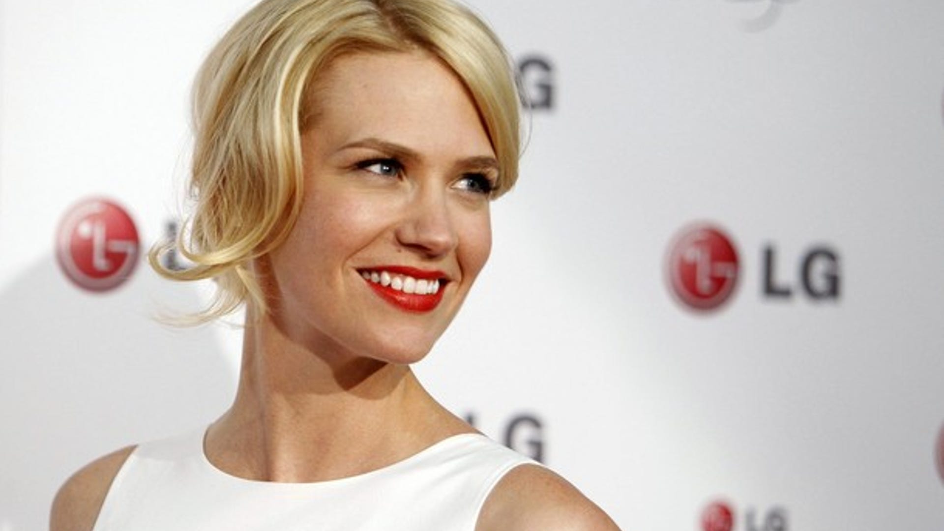 January_Jones_dsfds