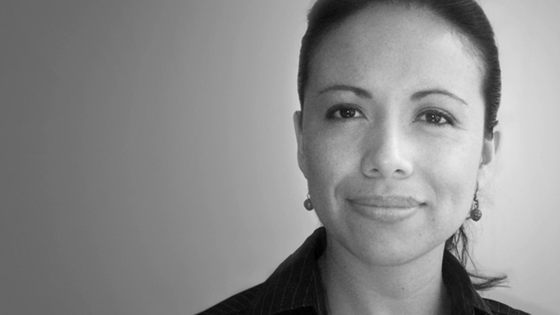 1_Headshot_Paola_Moya