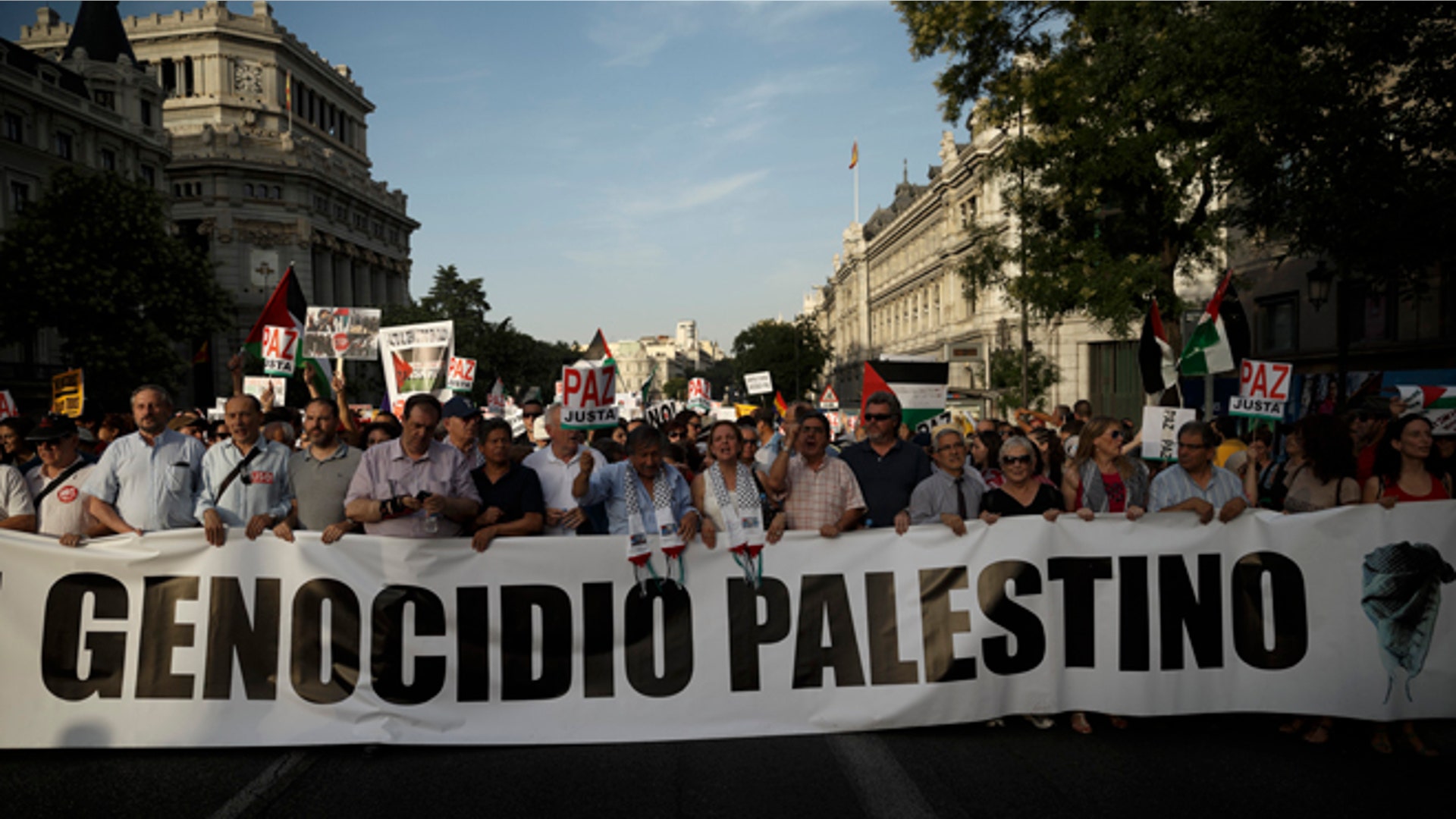 Israel clashes with Hamas in Gaza Strip