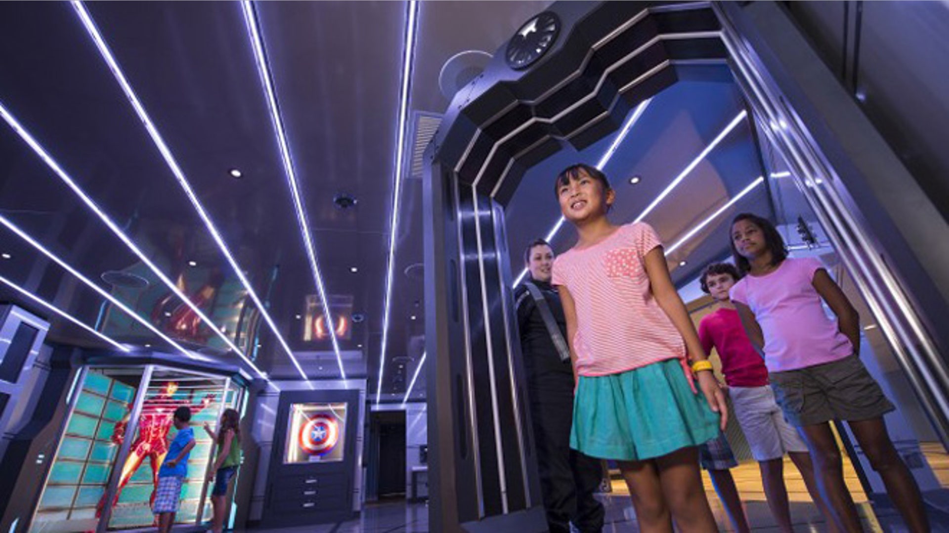 1022ZX_2215MS_640x425