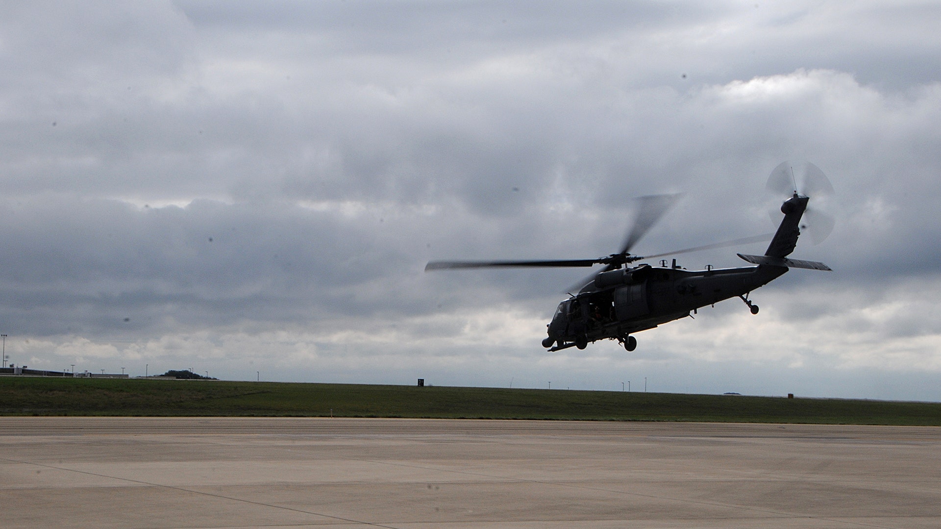 HH-60 Pavehawk helicopter, carrying pararescuemen, takes off from Fort Hood, Texas