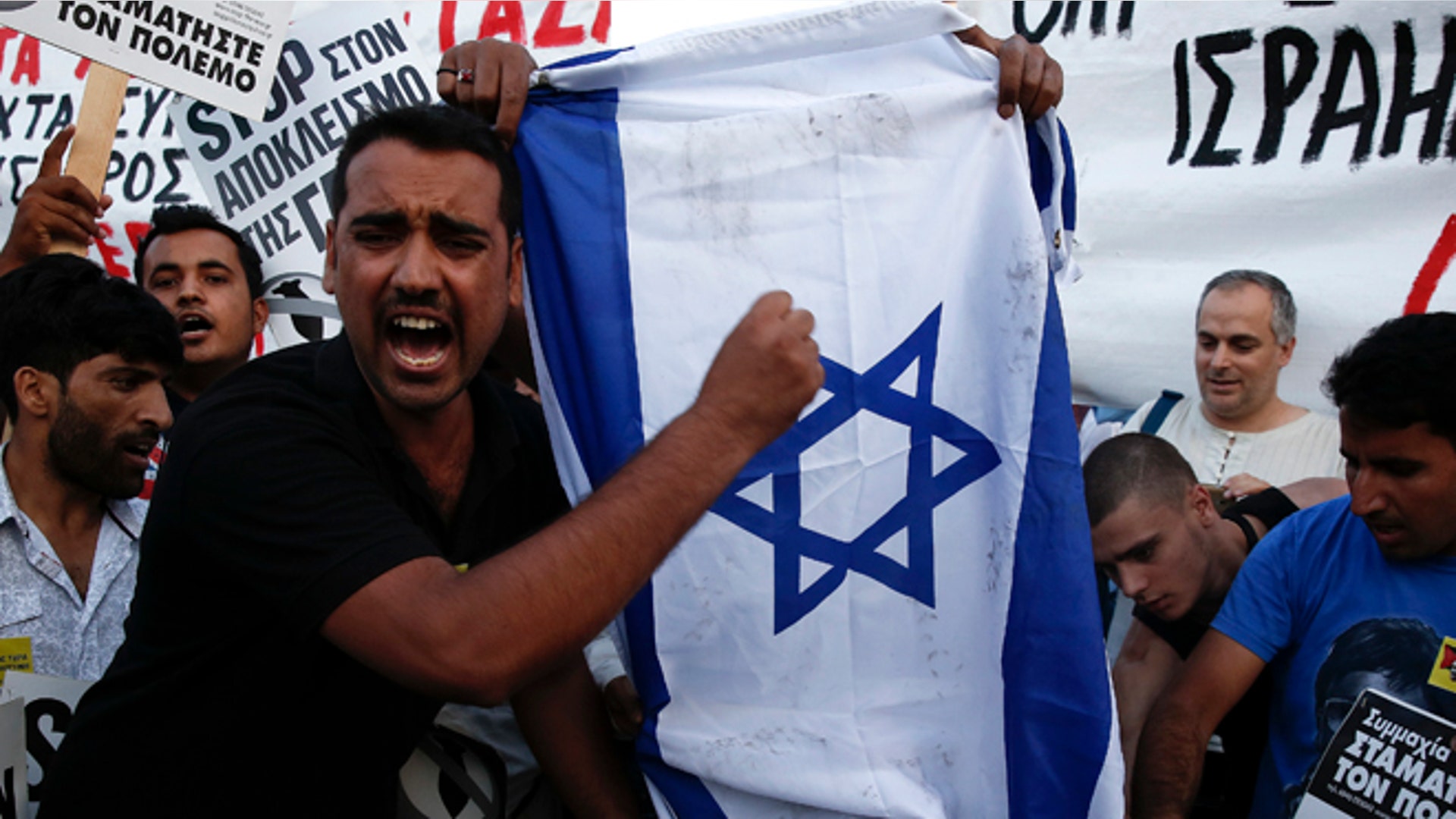 Israel clashes with Hamas in Gaza Strip