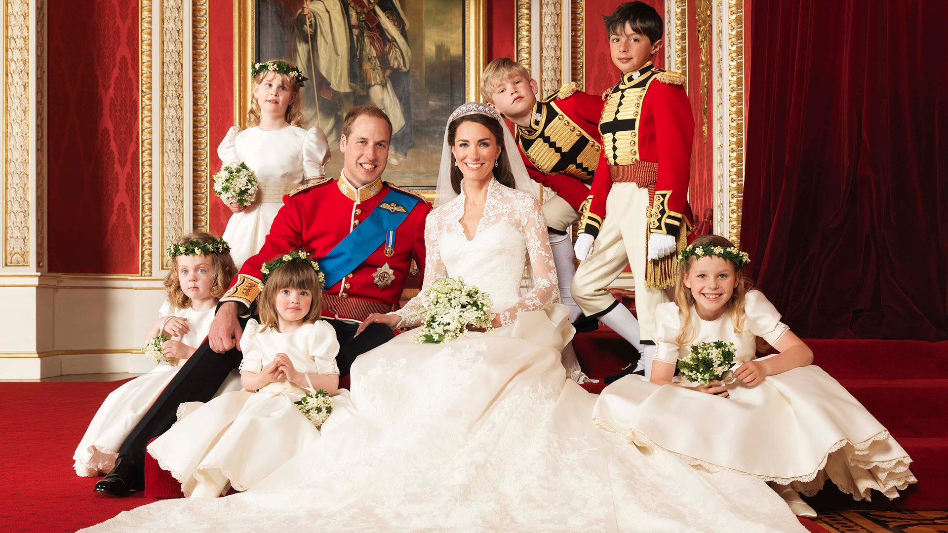 Богатства англии. The Royal Family "Королевская семья".. Принц Уильям Виндзор свадьба. Свадьба принца Уильяма и Кэтрин Миддлтон. Свадьба Уильяма и Кейт.