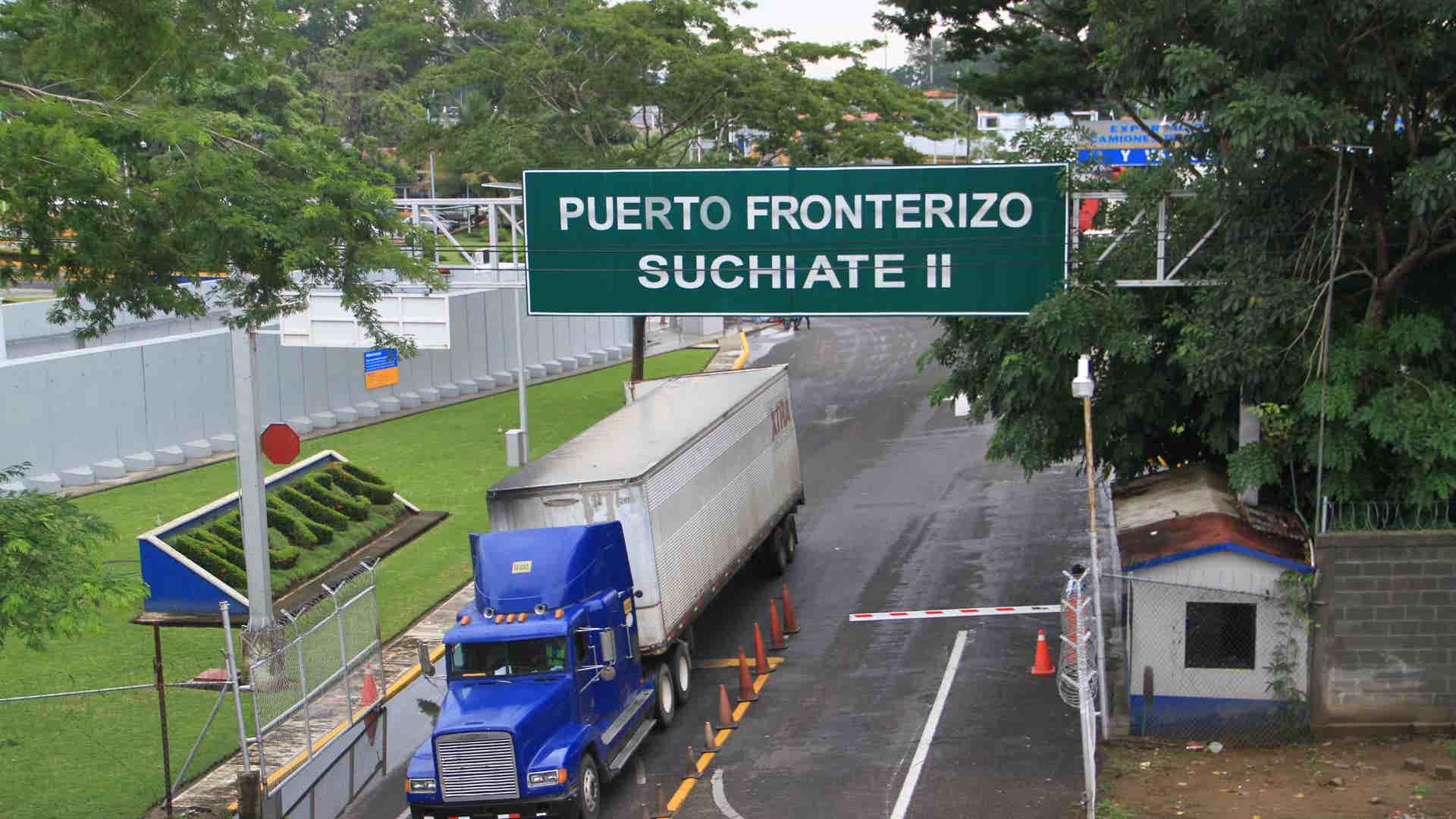 Scenes From The Mexico Guatemala Border Fox News   12 Truck Crosses Border 