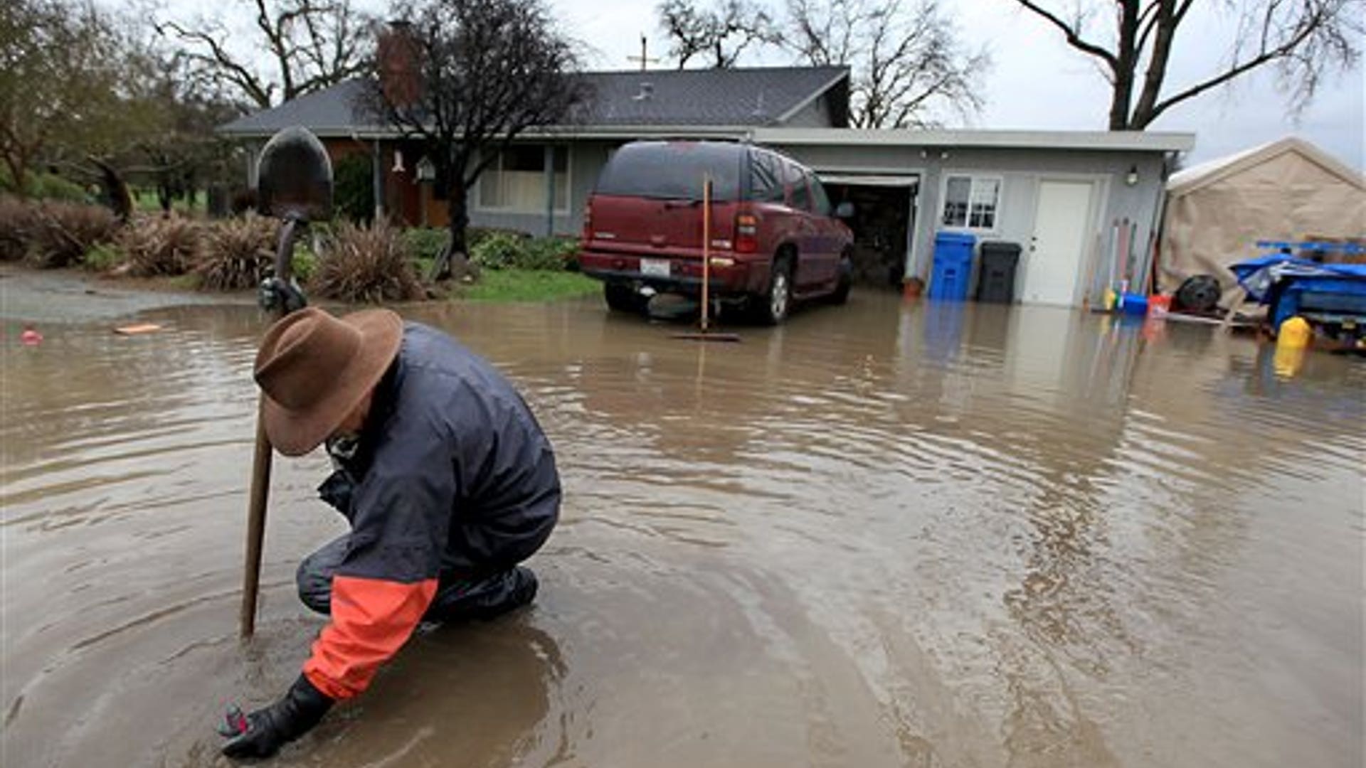 Californians Try to Stopper Floods