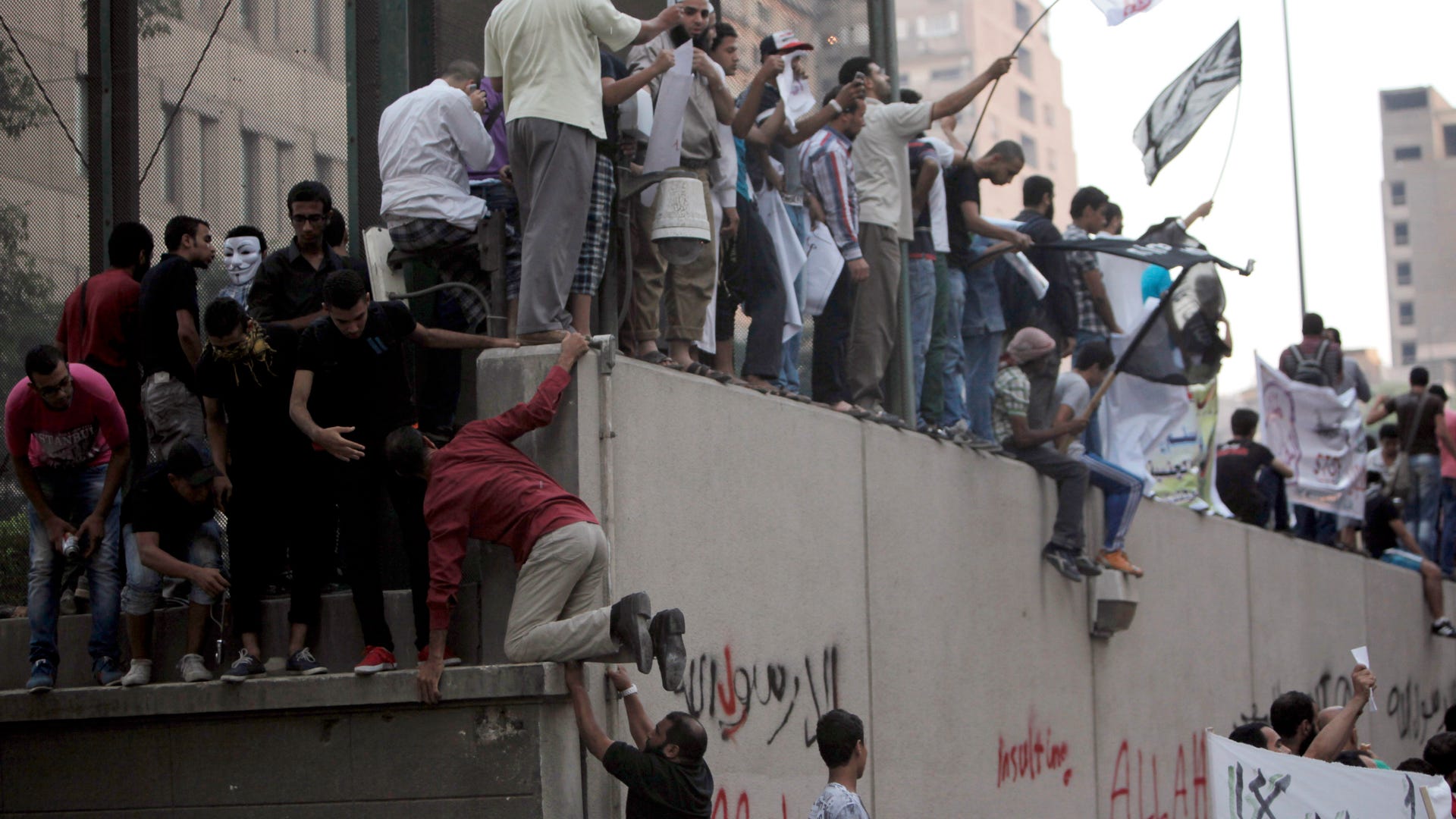 Mideast_Egypt_US_Angu__3_