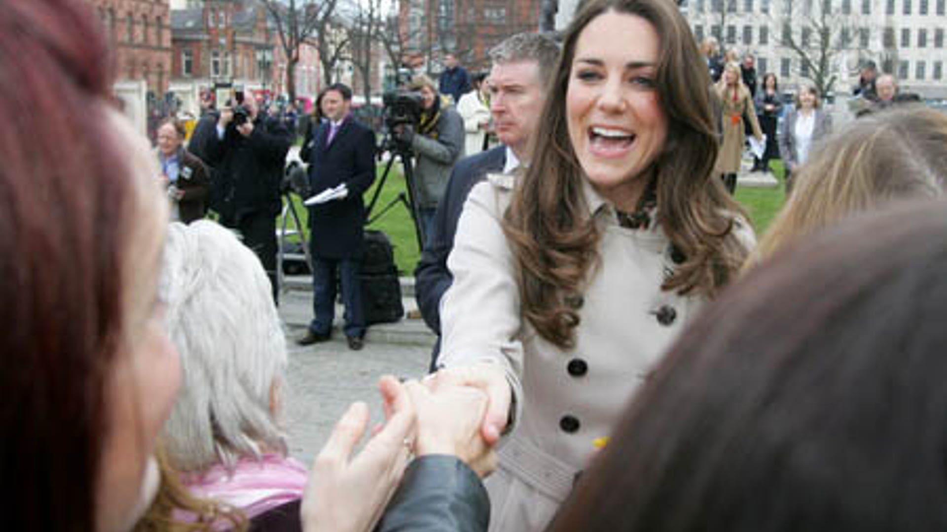 kate greets 