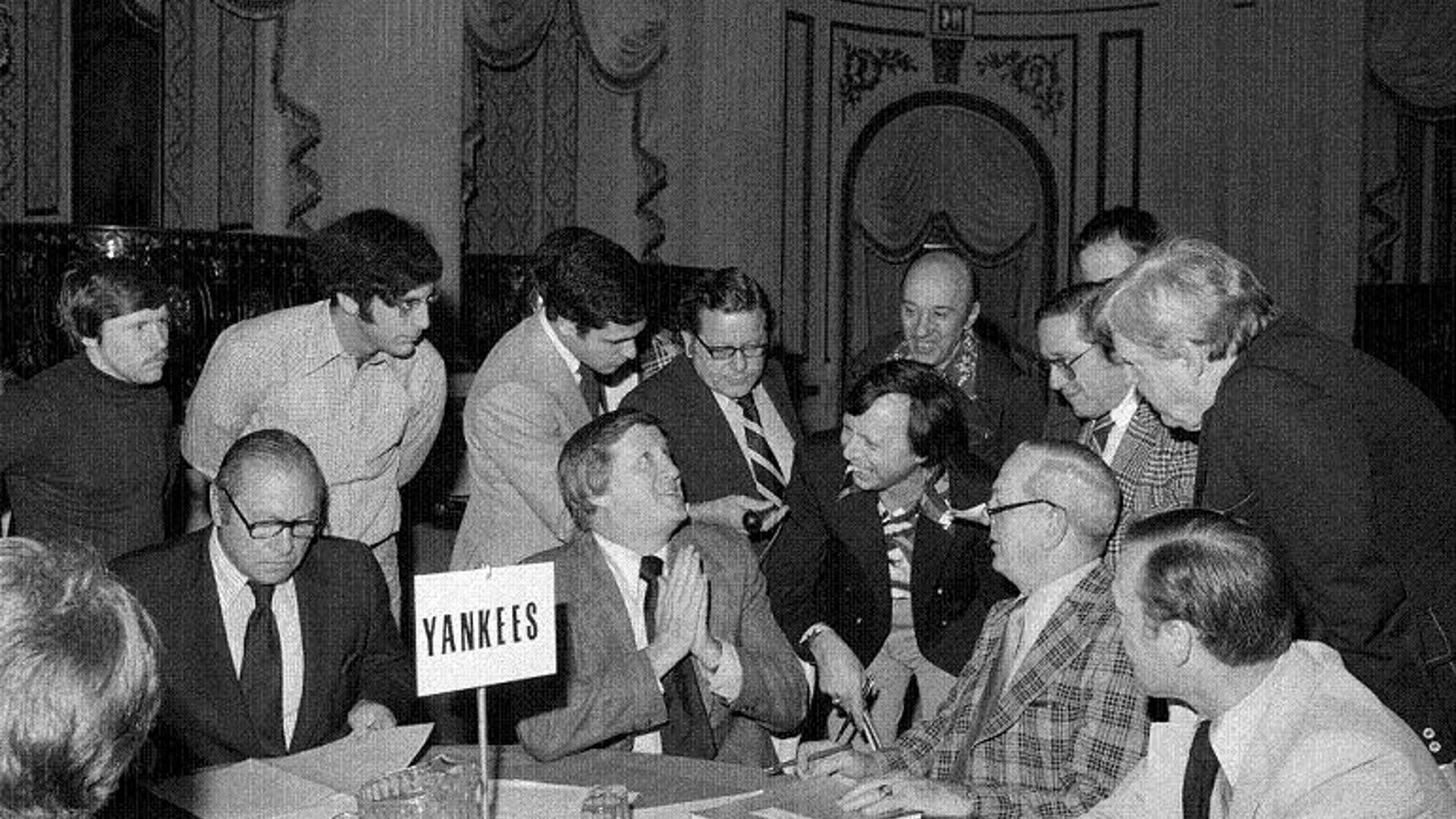 Steinbrenner Talks to Reporters