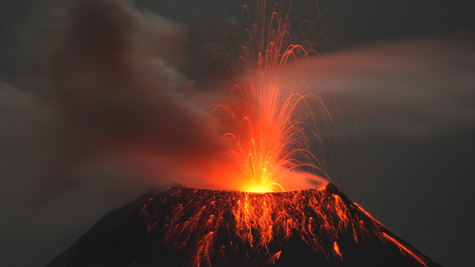 Стихийные катаклизмы. Мауна-Лоа вулкан. Вулкан Парикутин. Извержение вулкана Мауна Лоа. Стромболианский Тип извержения вулкана.