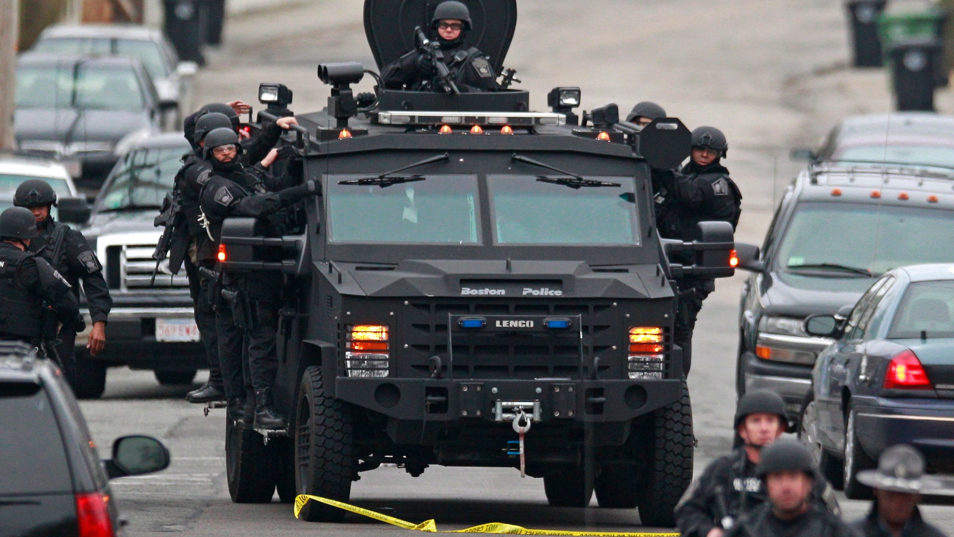 Police_Converge_Mass_Vros__6_