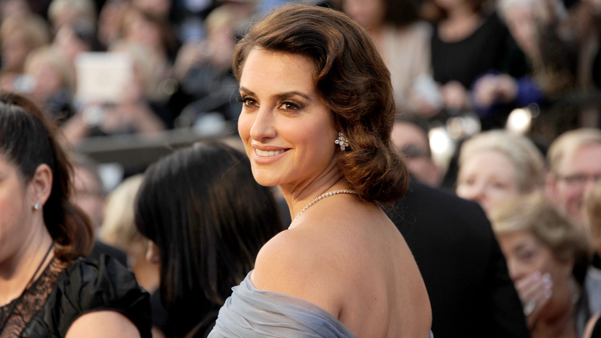 penelope_oscar_cover