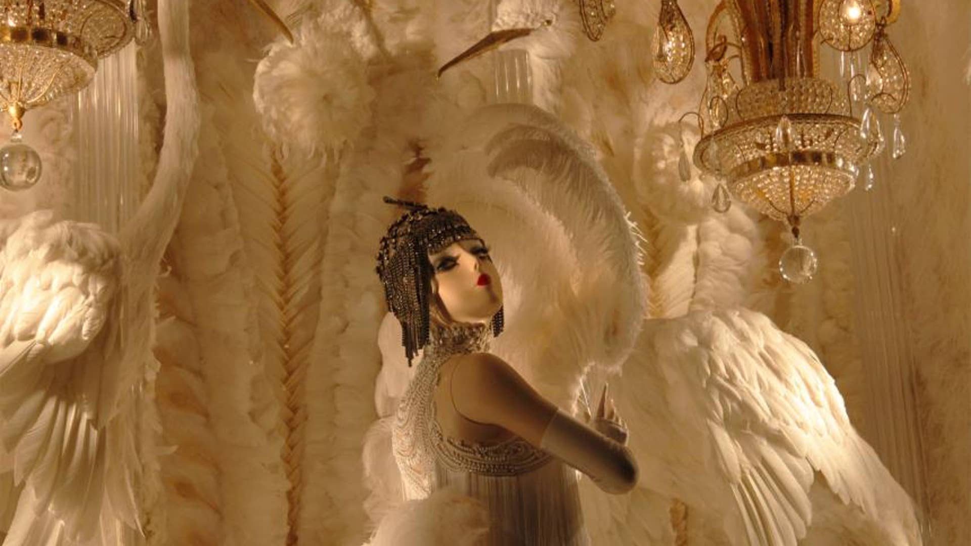 Bergdorf Goodman (58th St. & 5th Ave.)