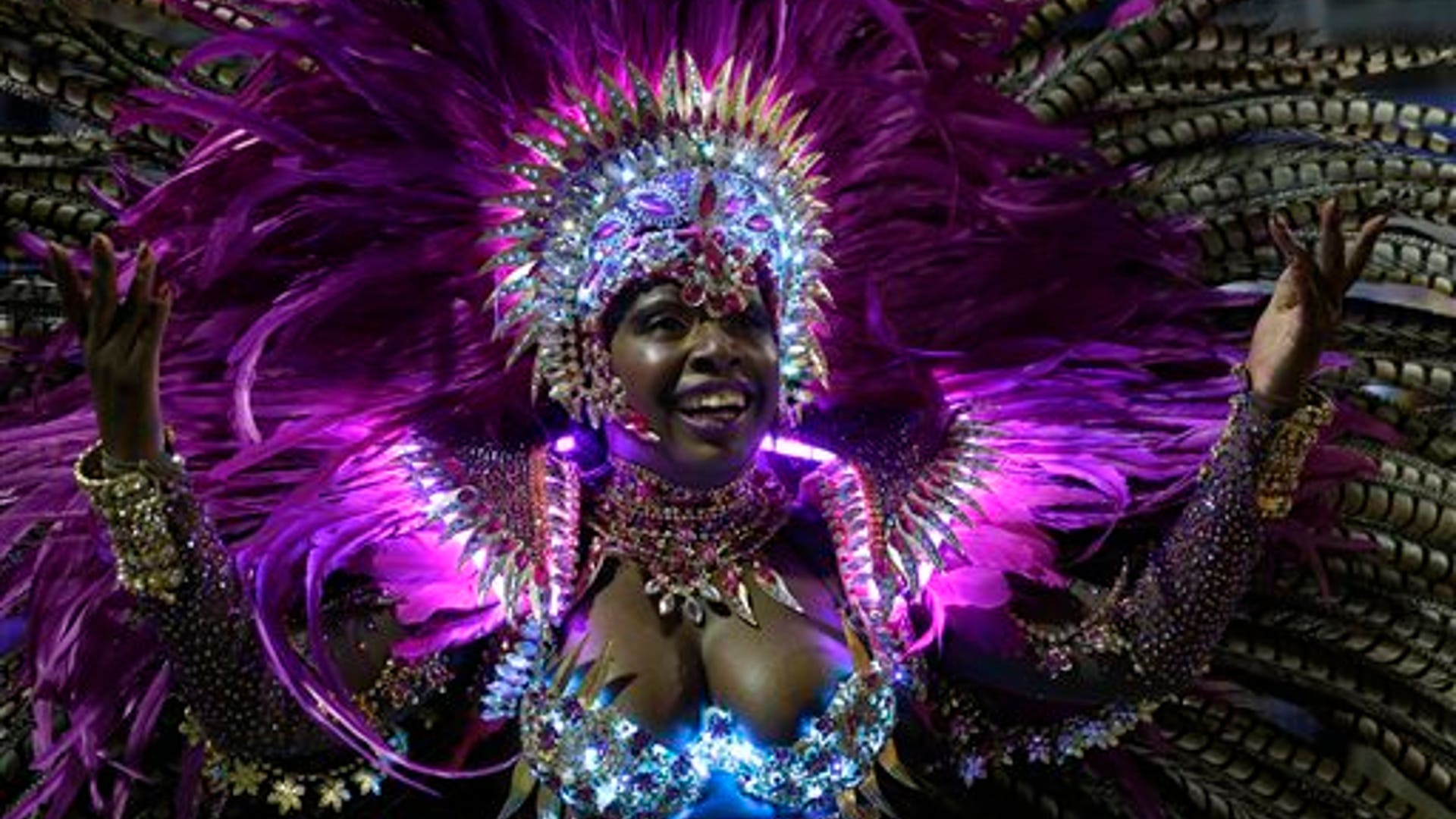 Brazil_Carnival_2014__1_