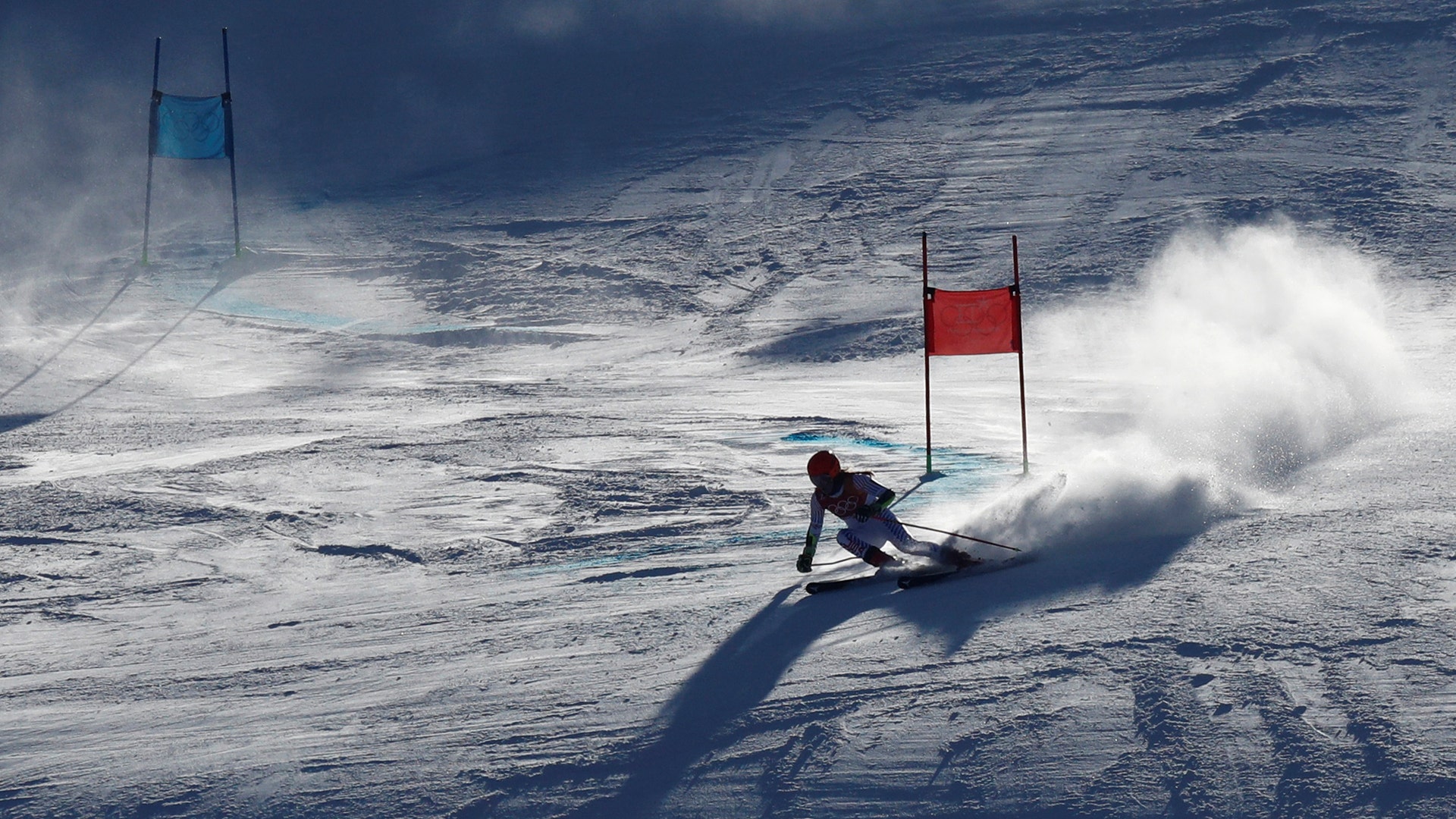  Mikaela Shiffrin of the United States winning the gold medal in the women's giant slalom at the 2018 Winter Olympics